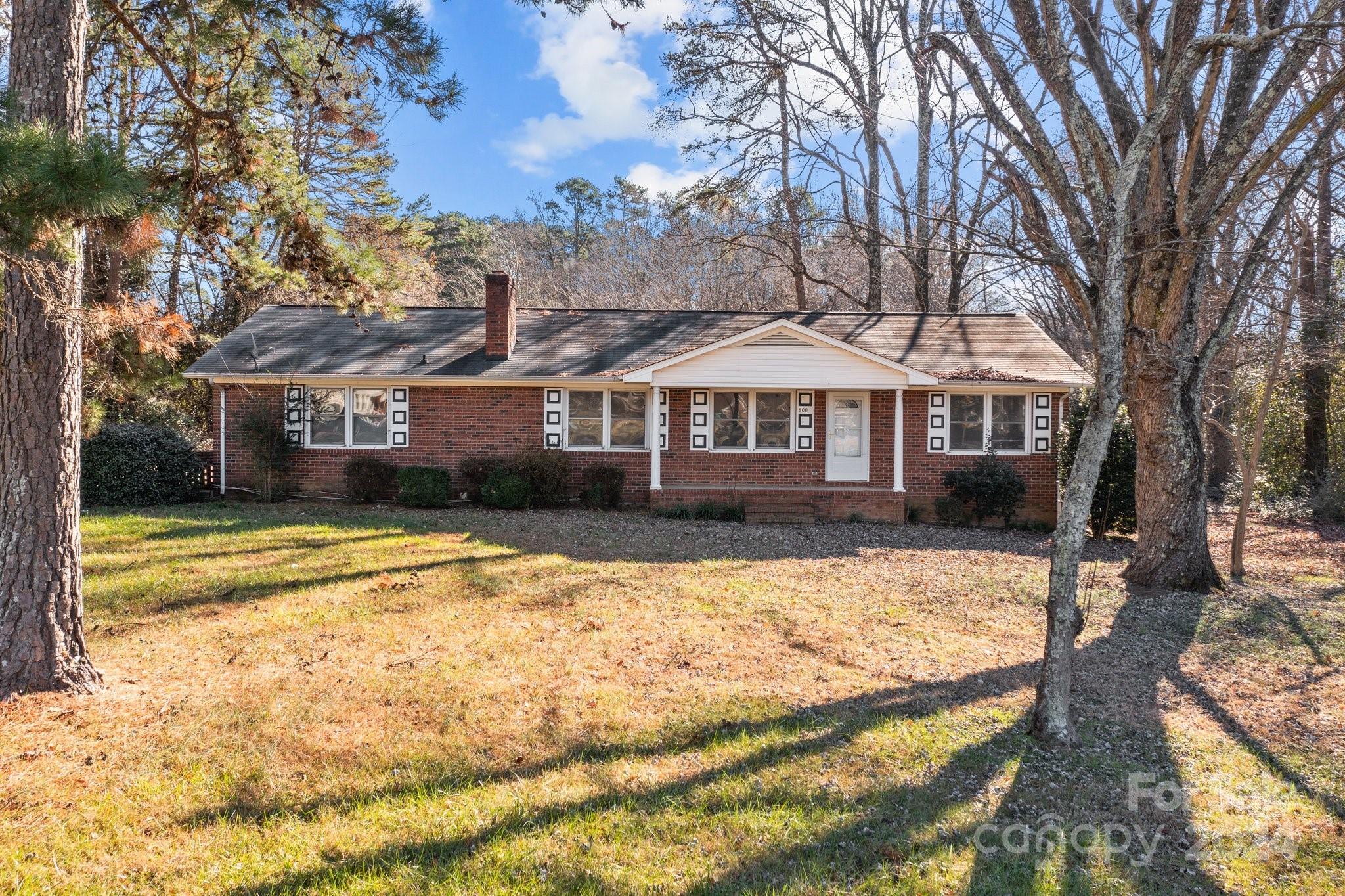 800 Peachtree Road Property Photo 1