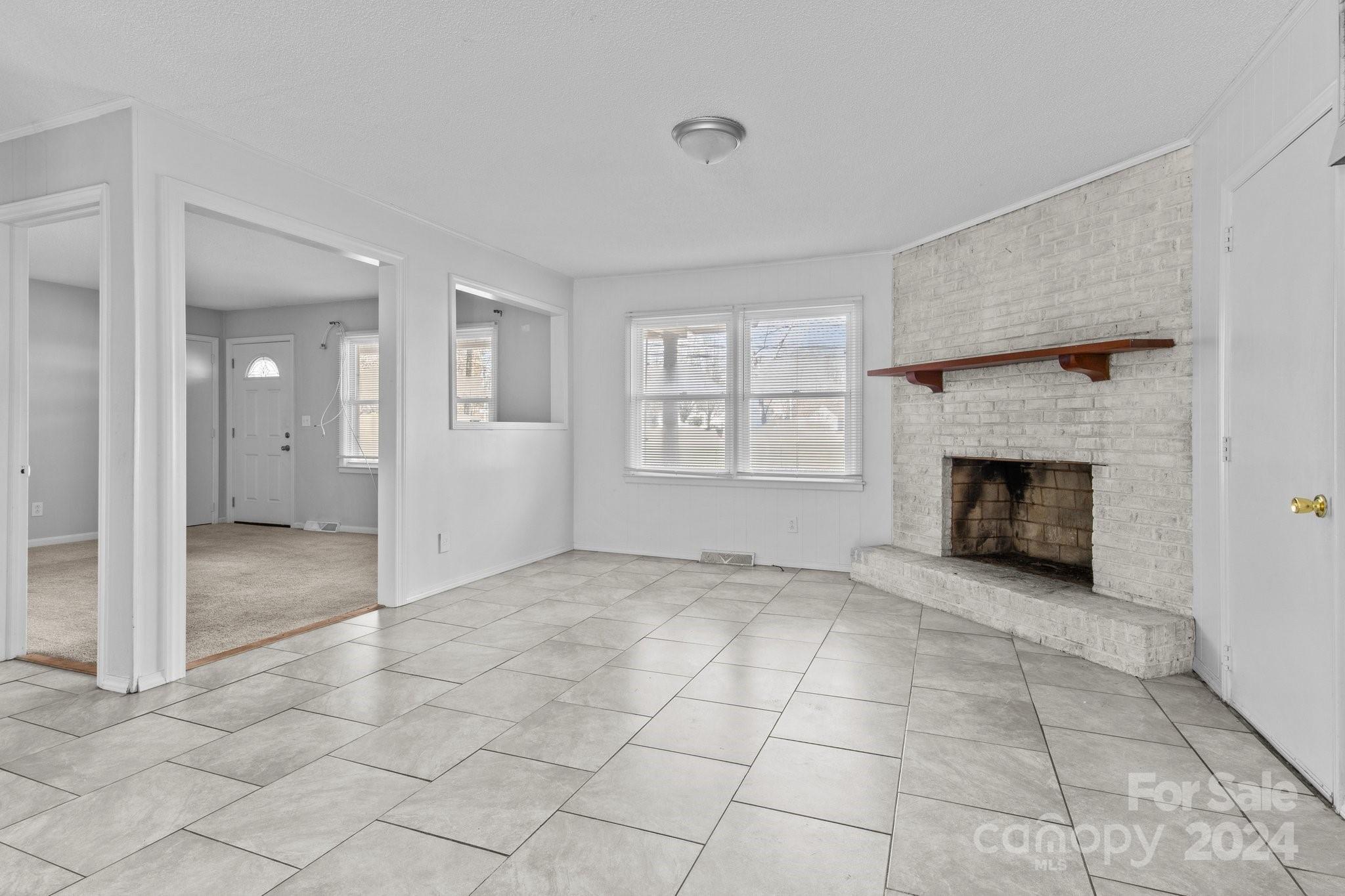 800 Peachtree Road Property Photo 3