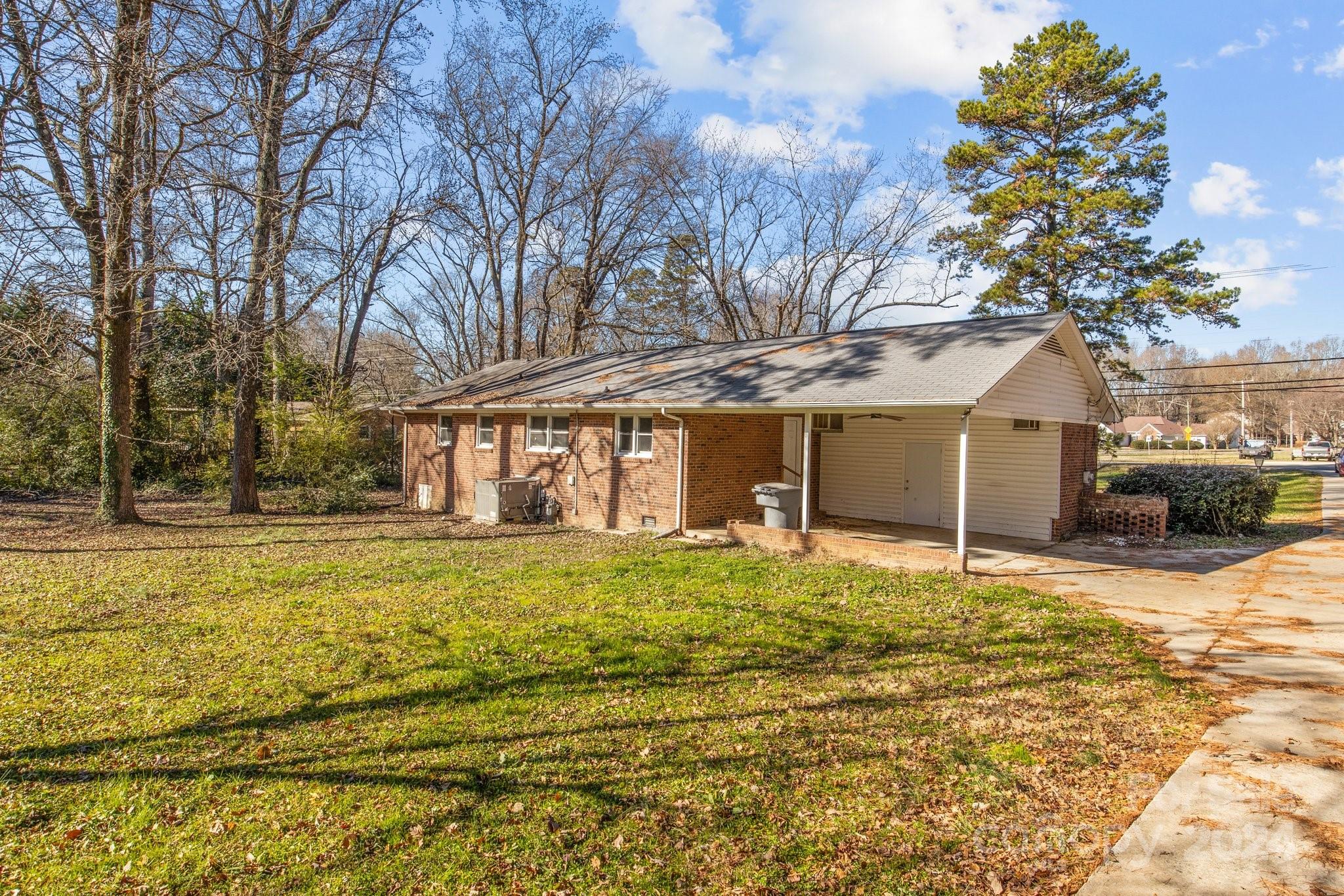 800 Peachtree Road Property Photo 12