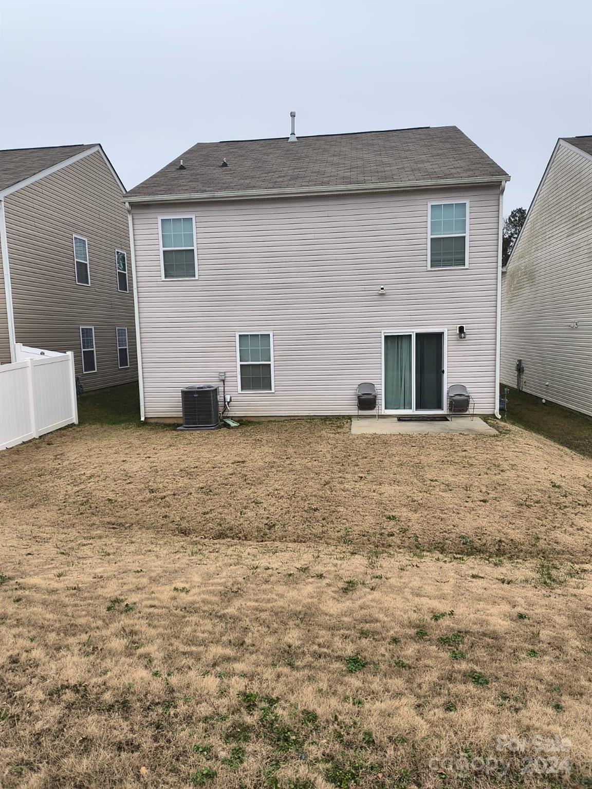 3173 Green Apple Drive Property Photo 4