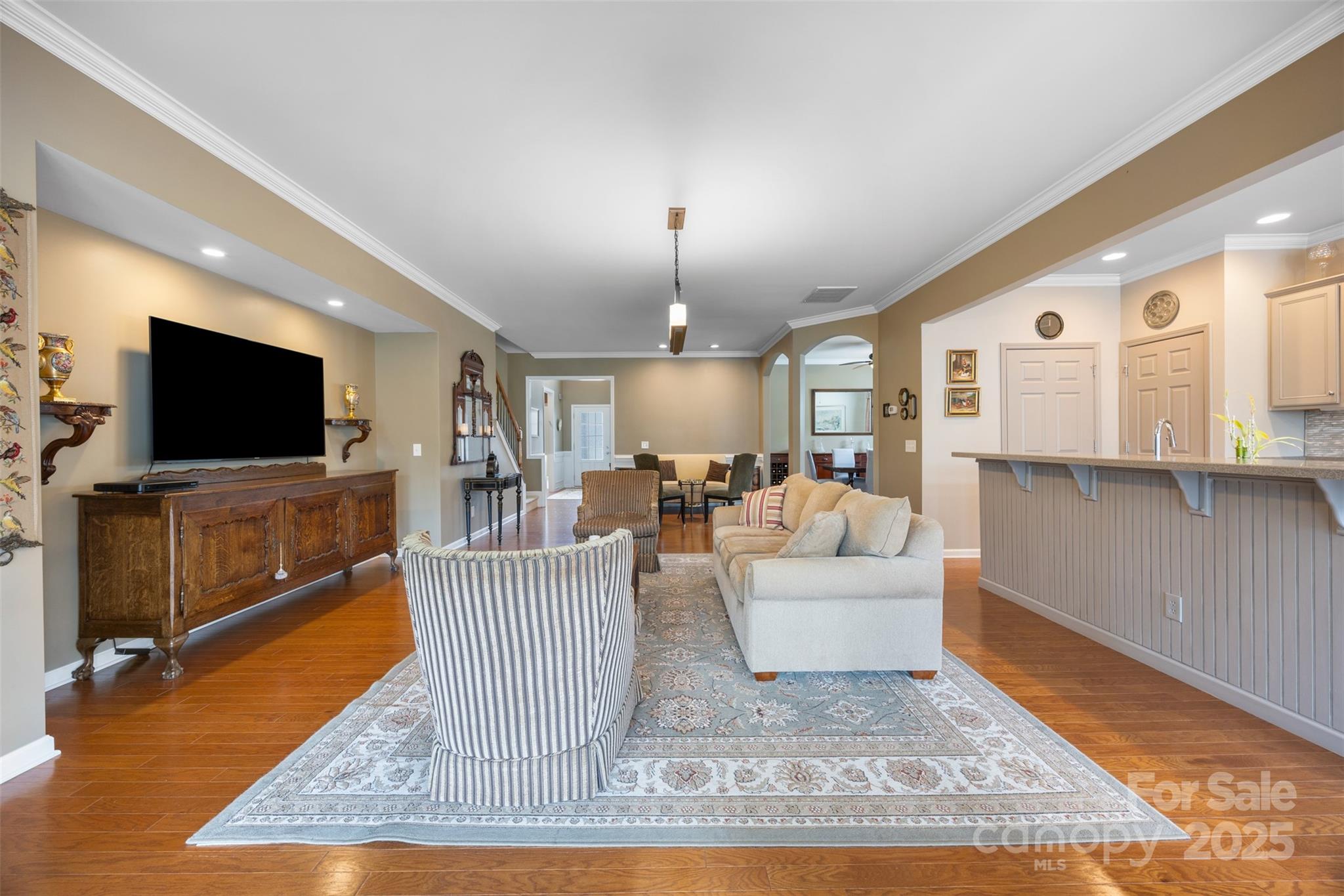 5981 Bison Court Property Photo 14