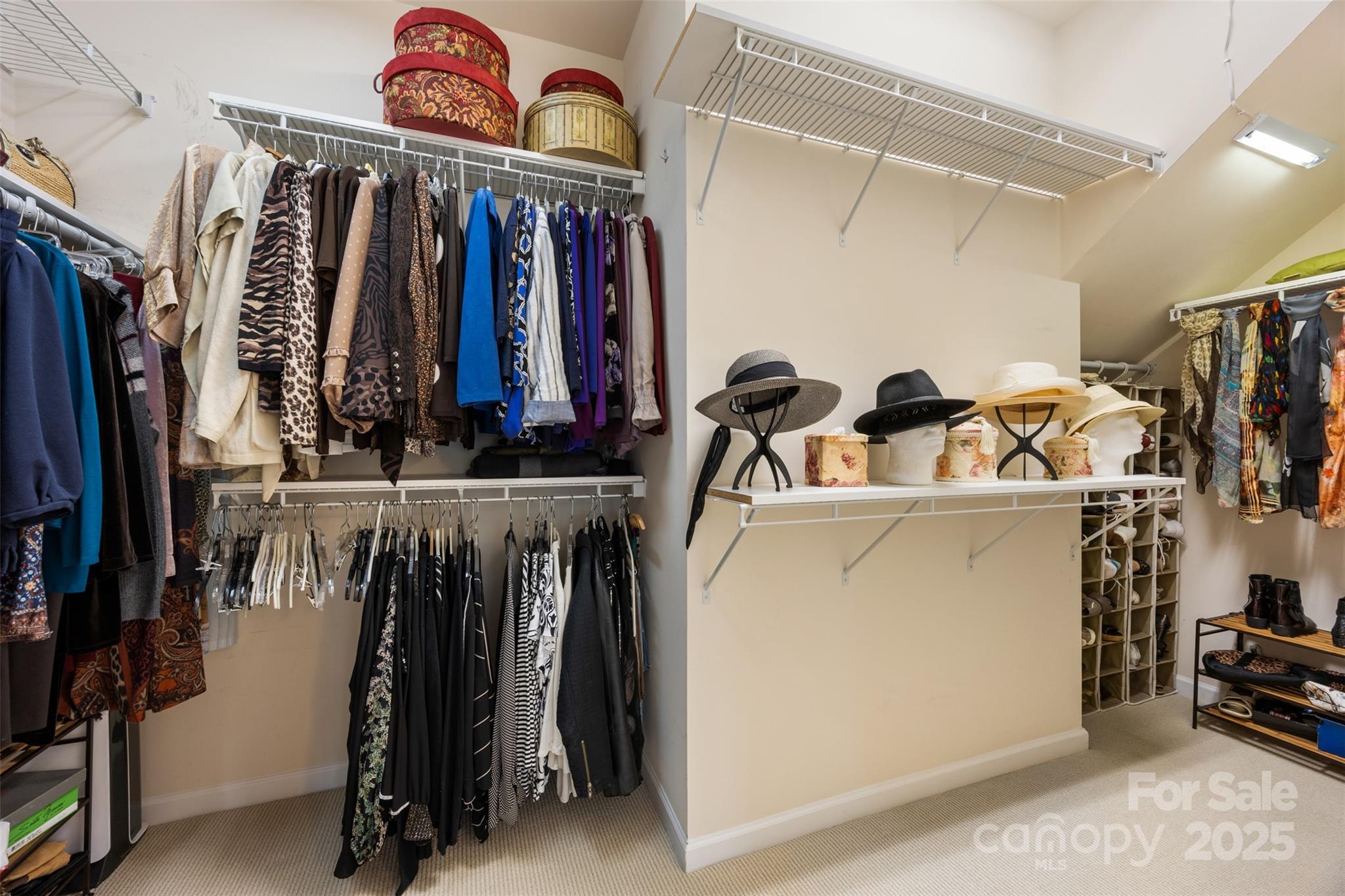 5981 Bison Court Property Photo 25
