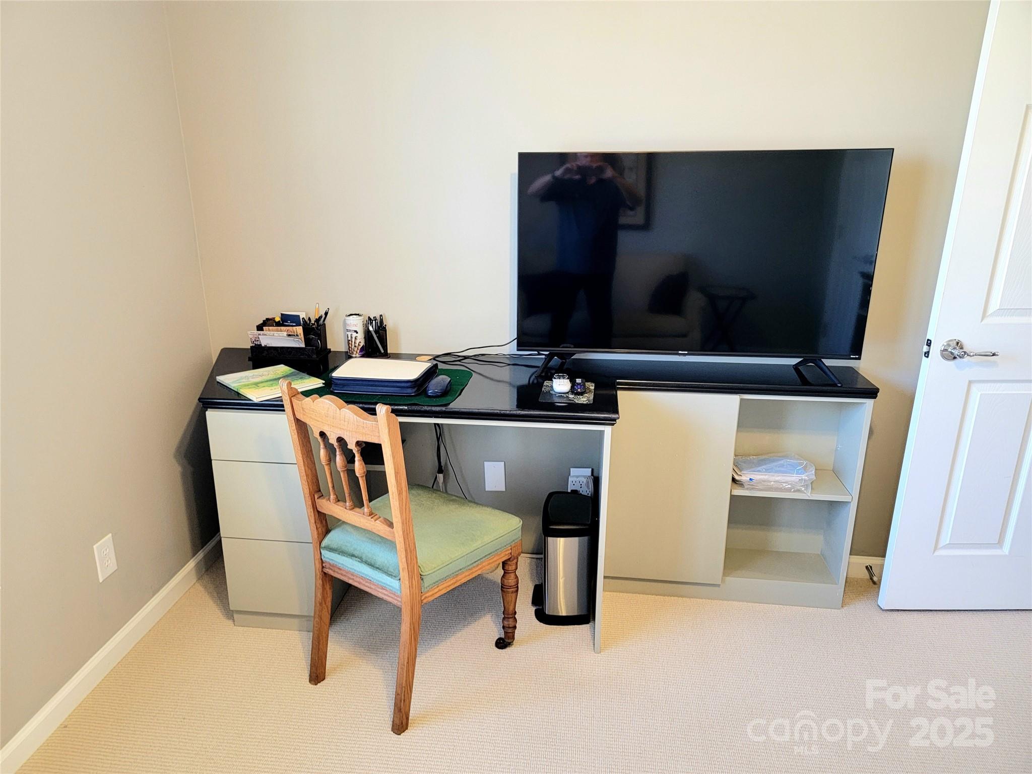 5981 Bison Court Property Photo 30