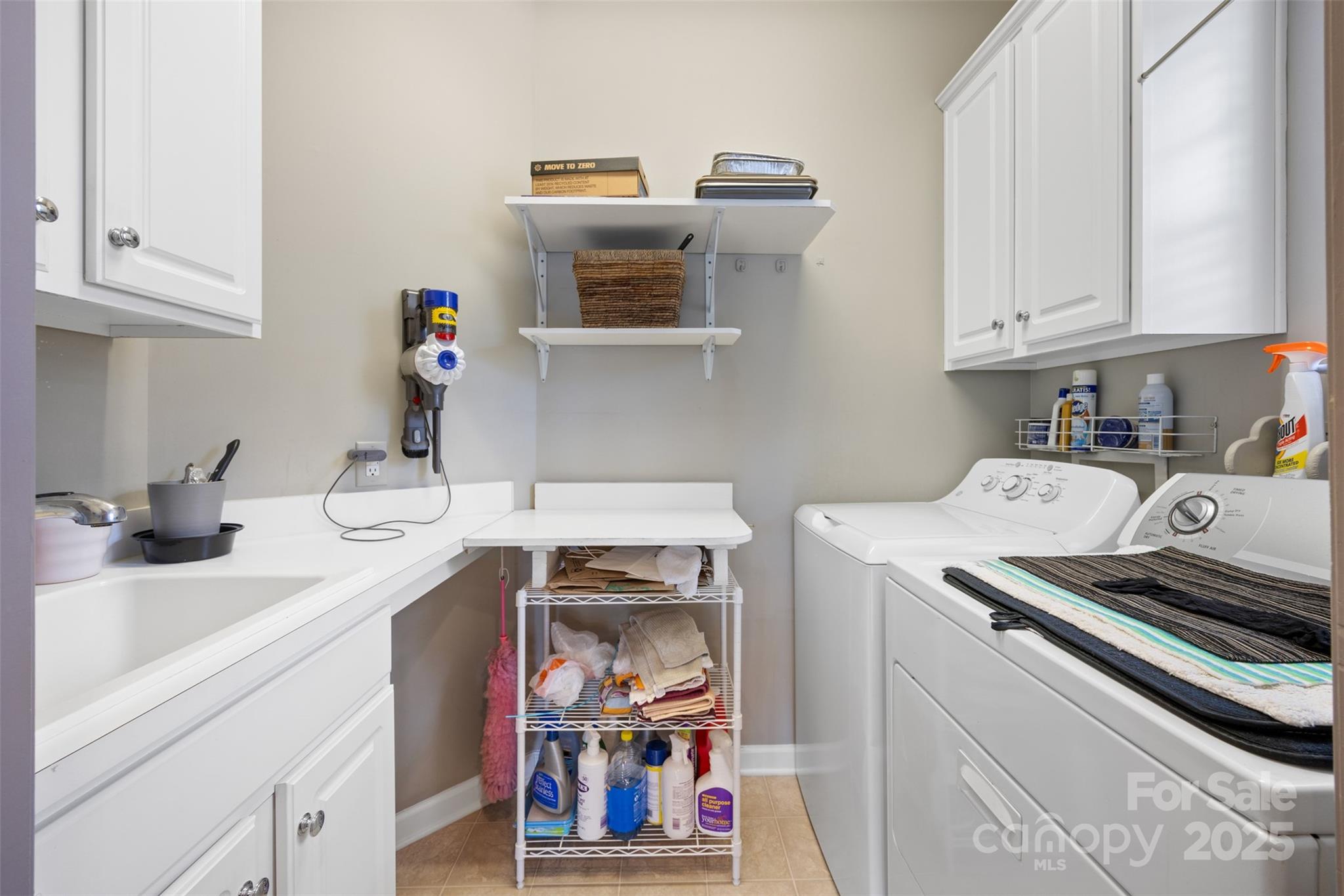 5981 Bison Court Property Photo 36