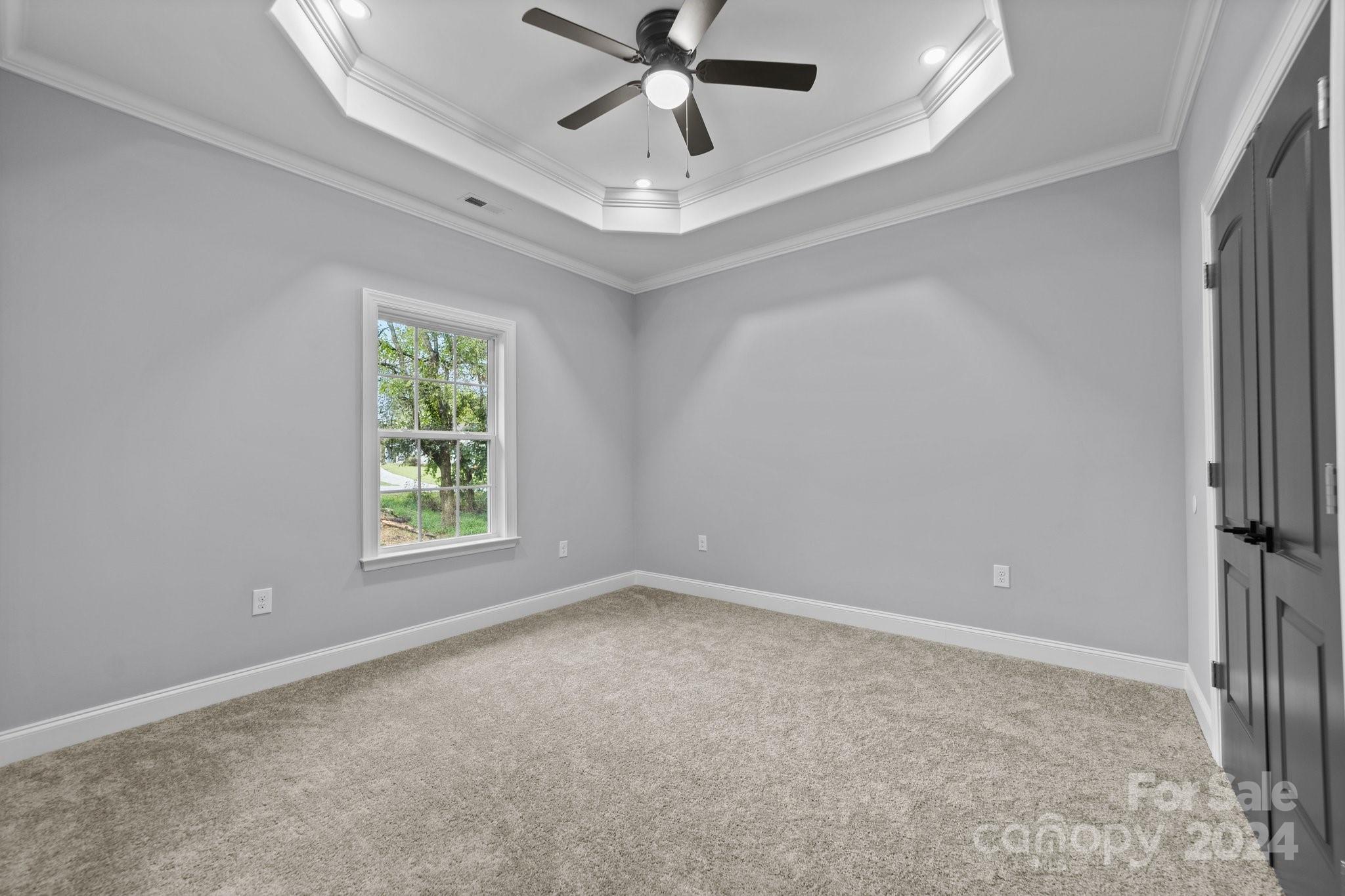 2694 Woodcrest Drive Property Photo 23