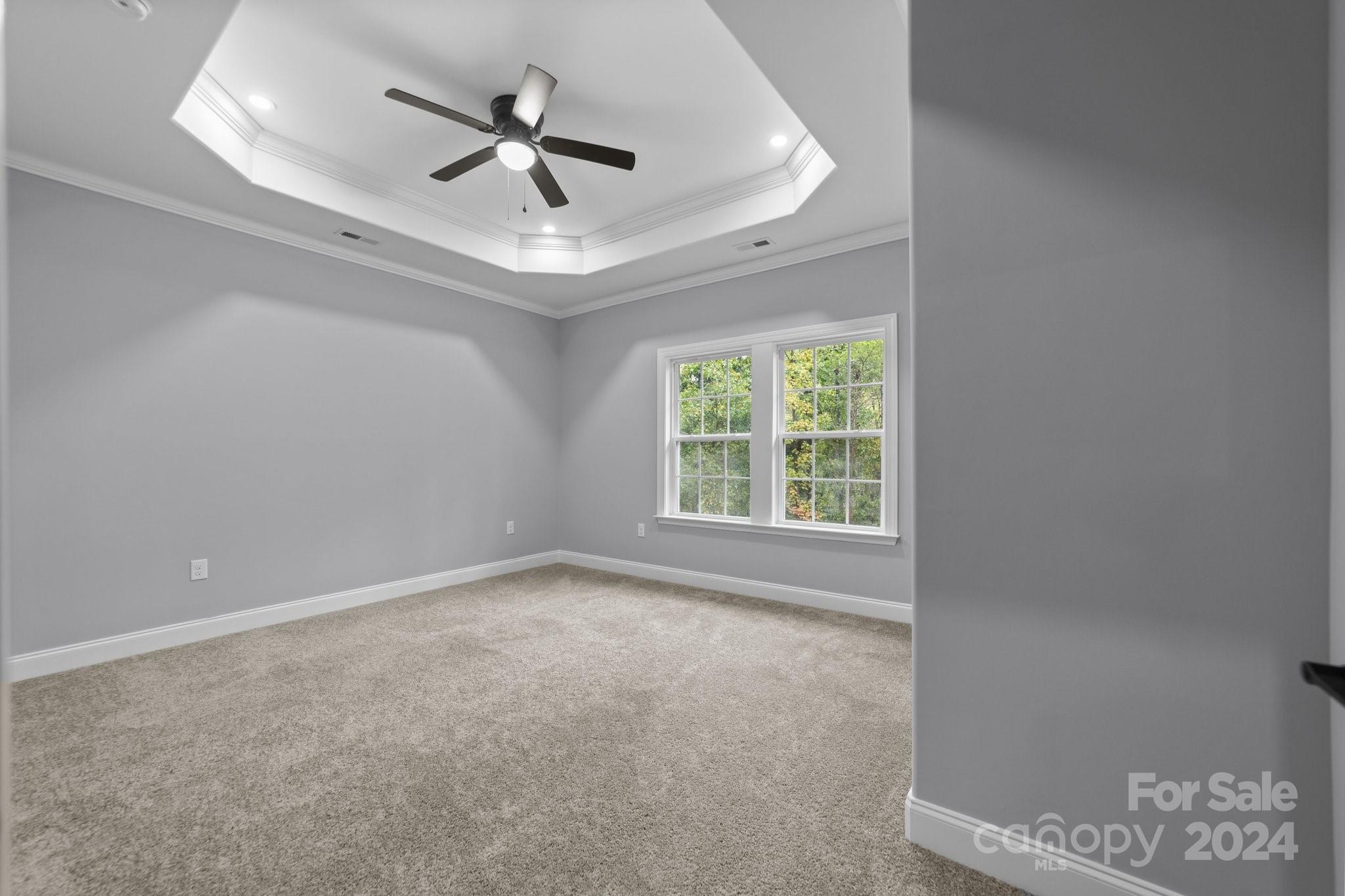 2694 Woodcrest Drive Property Photo 24