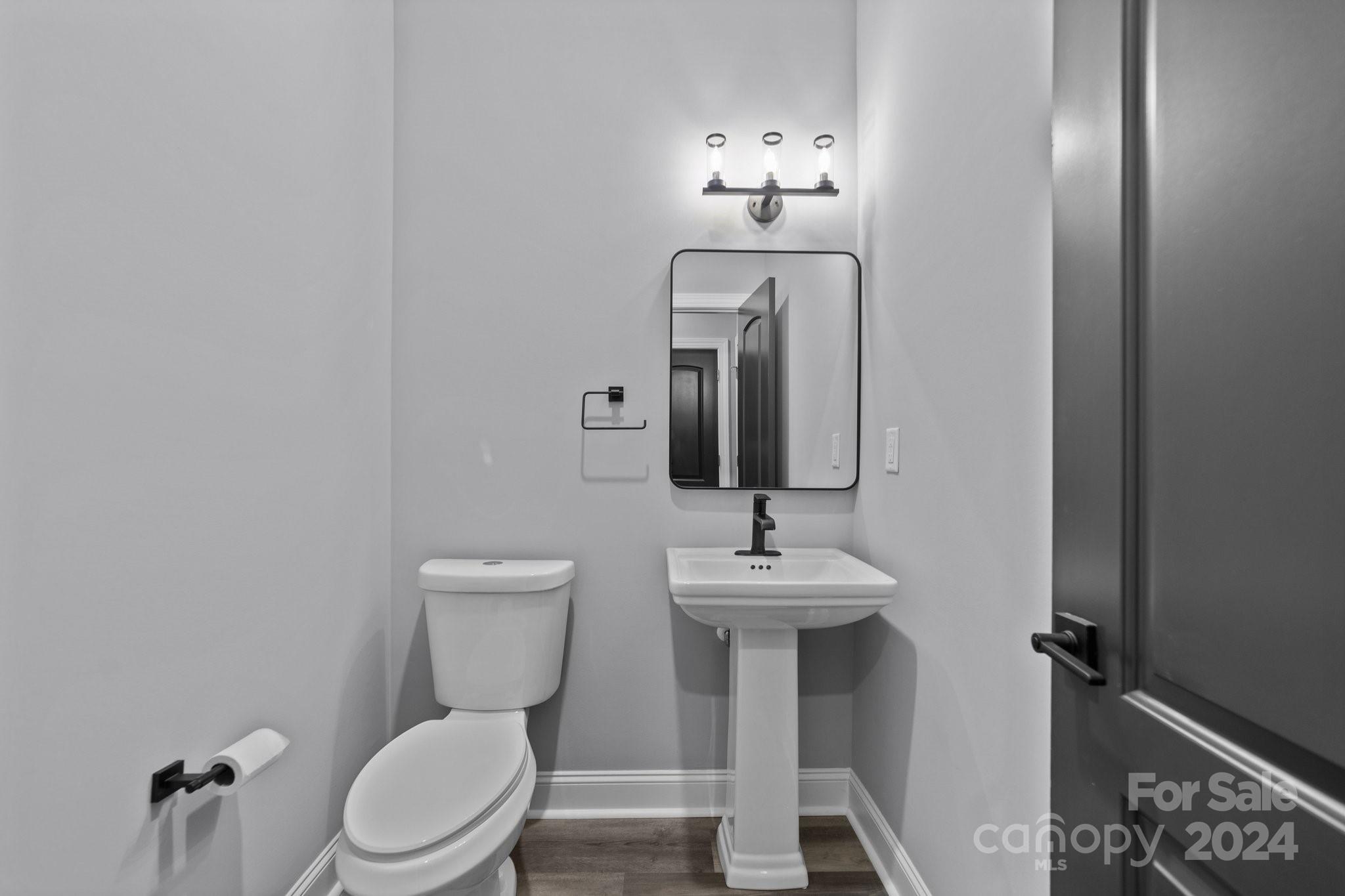 2694 Woodcrest Drive Property Photo 34