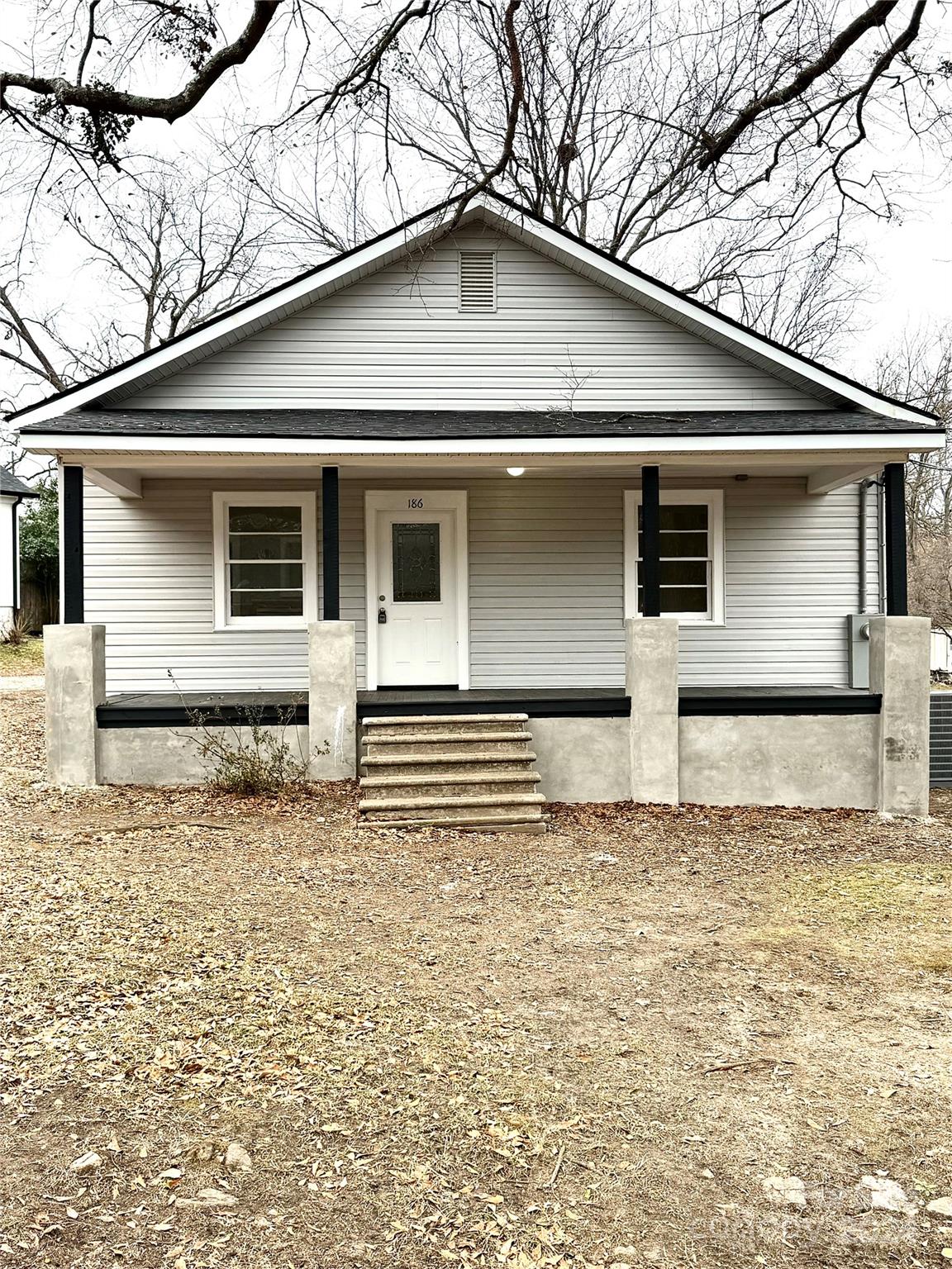 186 Wilson Drive Property Photo 2