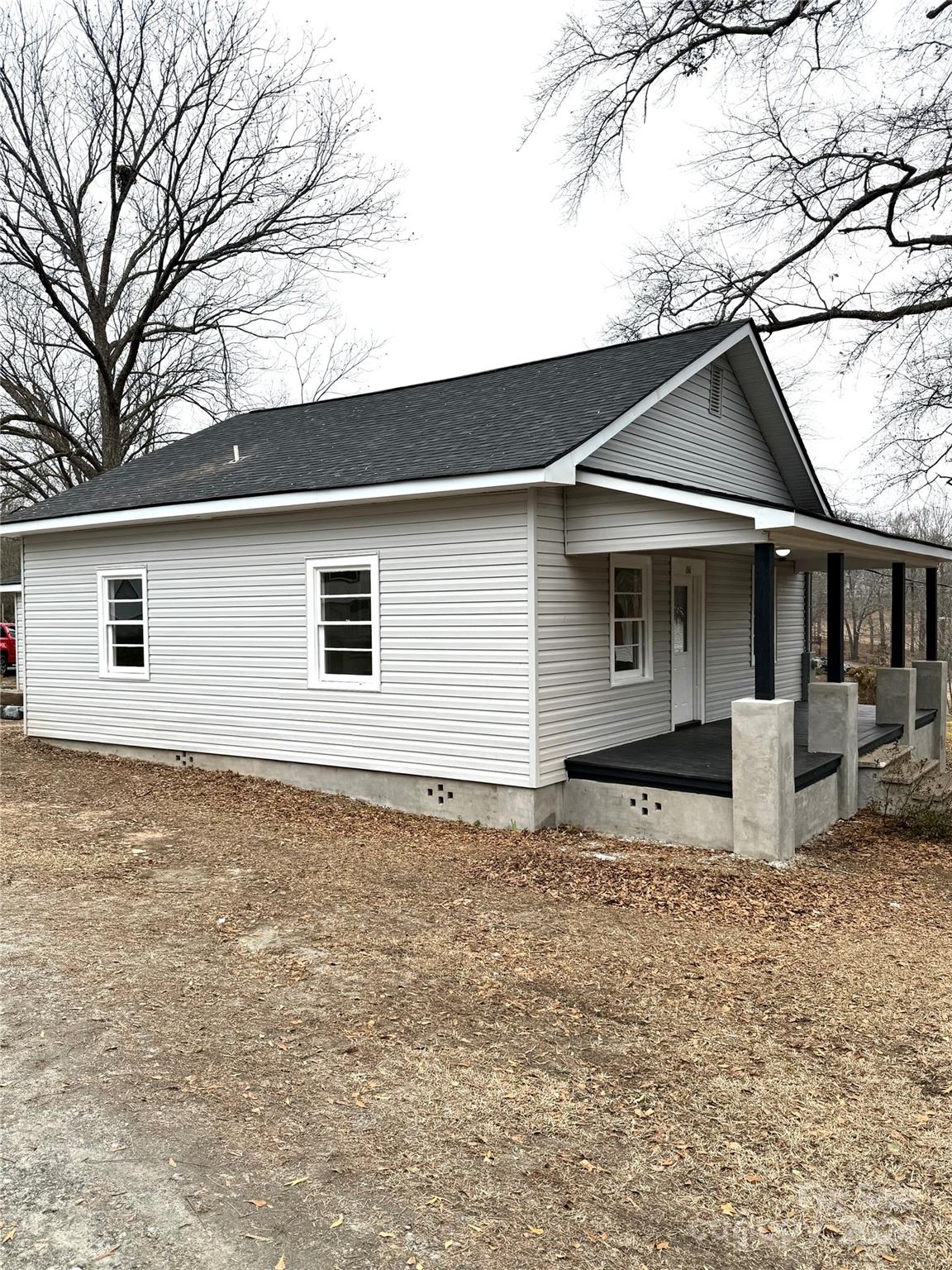 186 Wilson Drive Property Photo 3