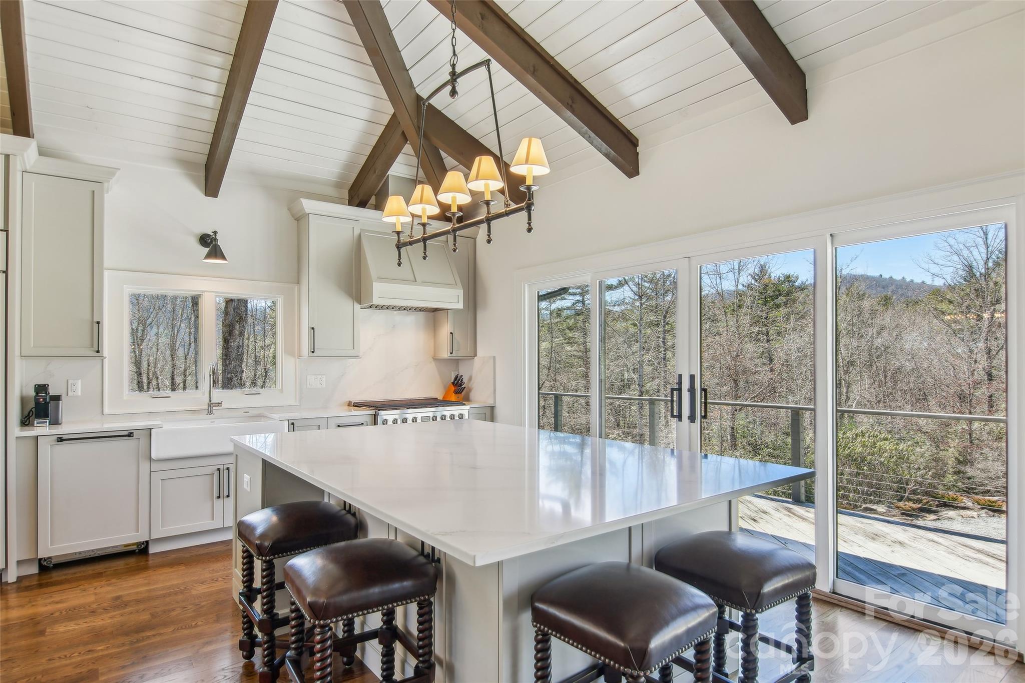 2272 West Club Boulevard Property Photo 18