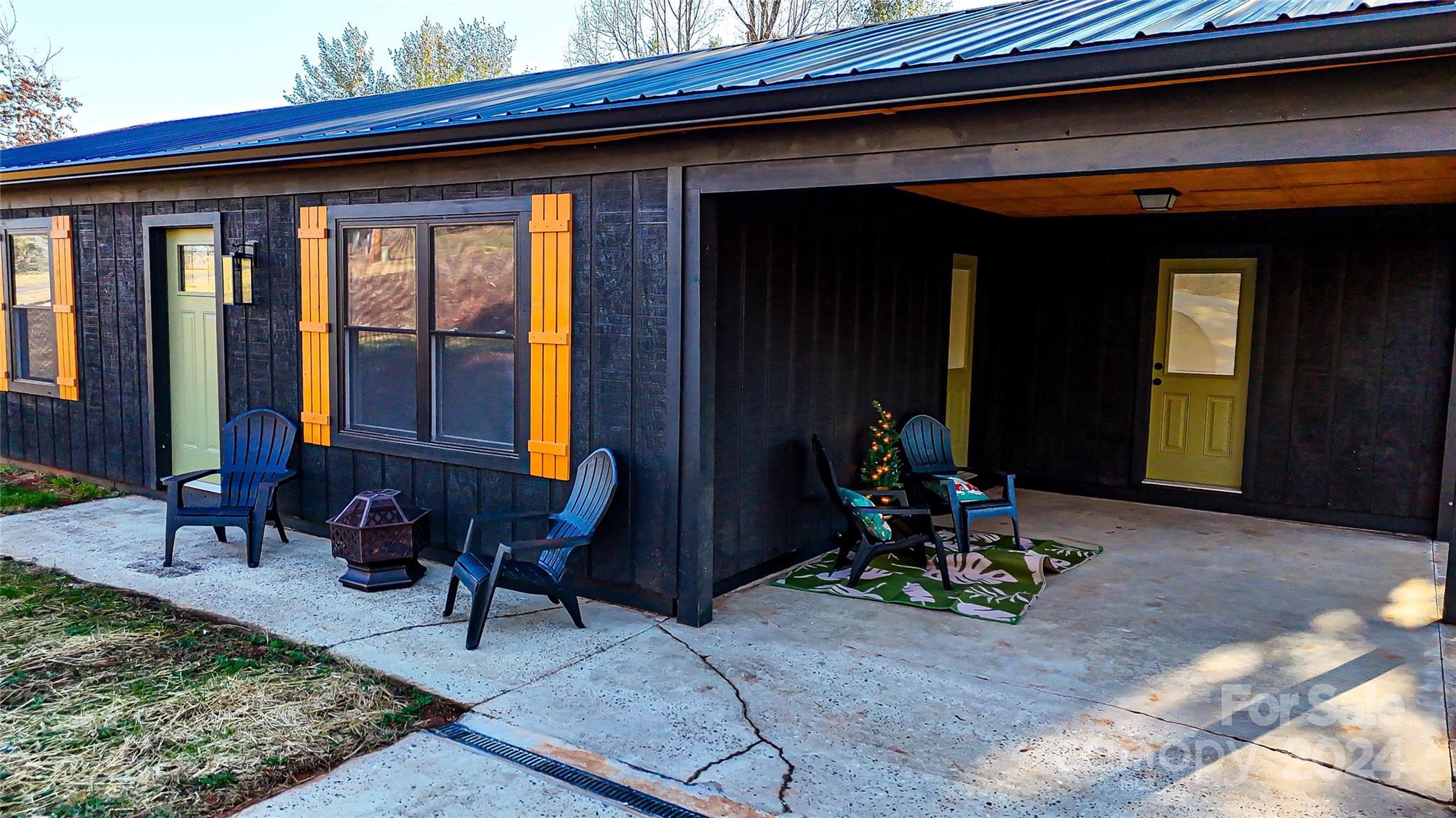 3055 Bedford Avenue Property Photo 3