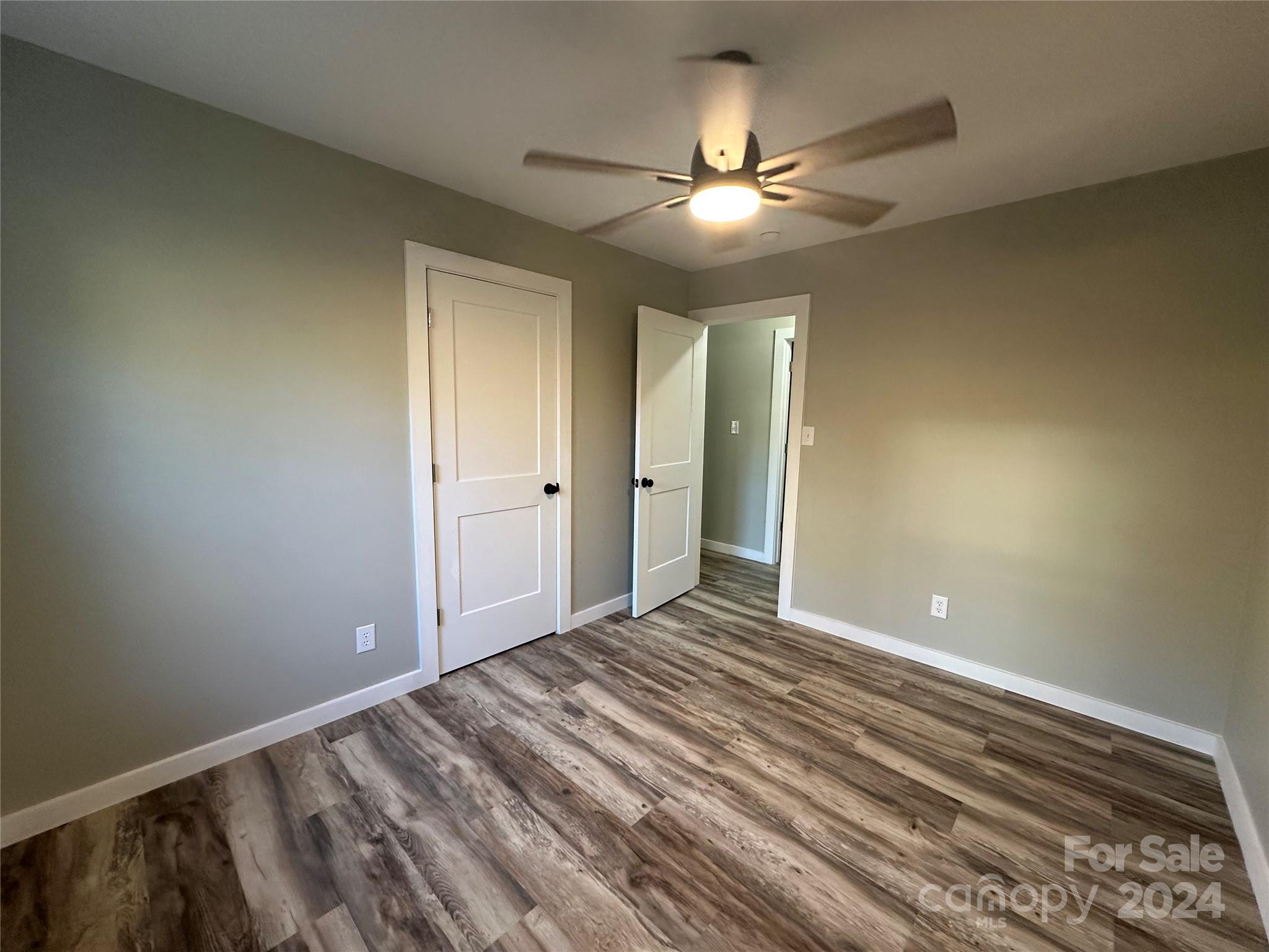 3055 Bedford Avenue Property Photo 23