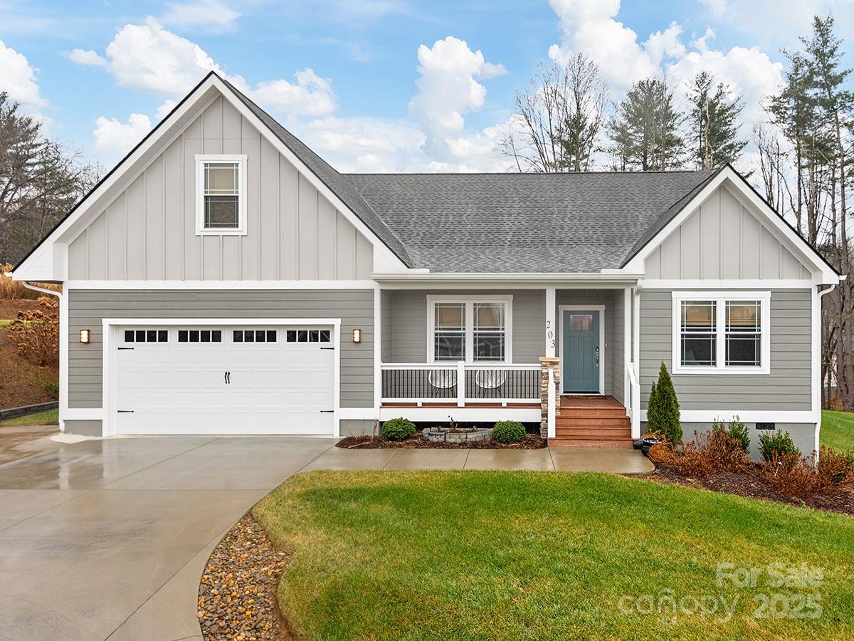203 Hayes Ridge Lane Property Photo
