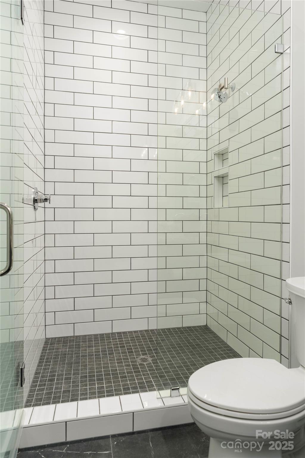 106 Isle Of Pines Road Property Photo 8