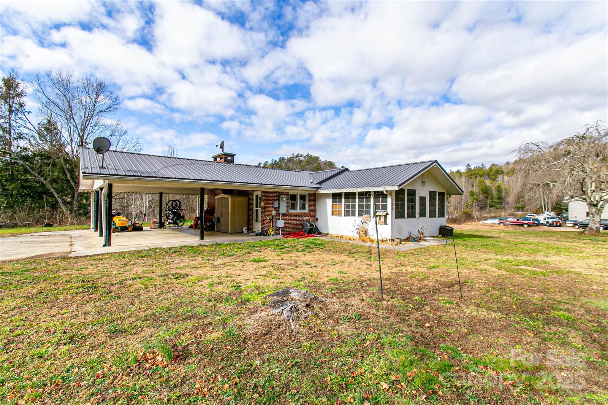 100 Nimitz Drive Property Photo