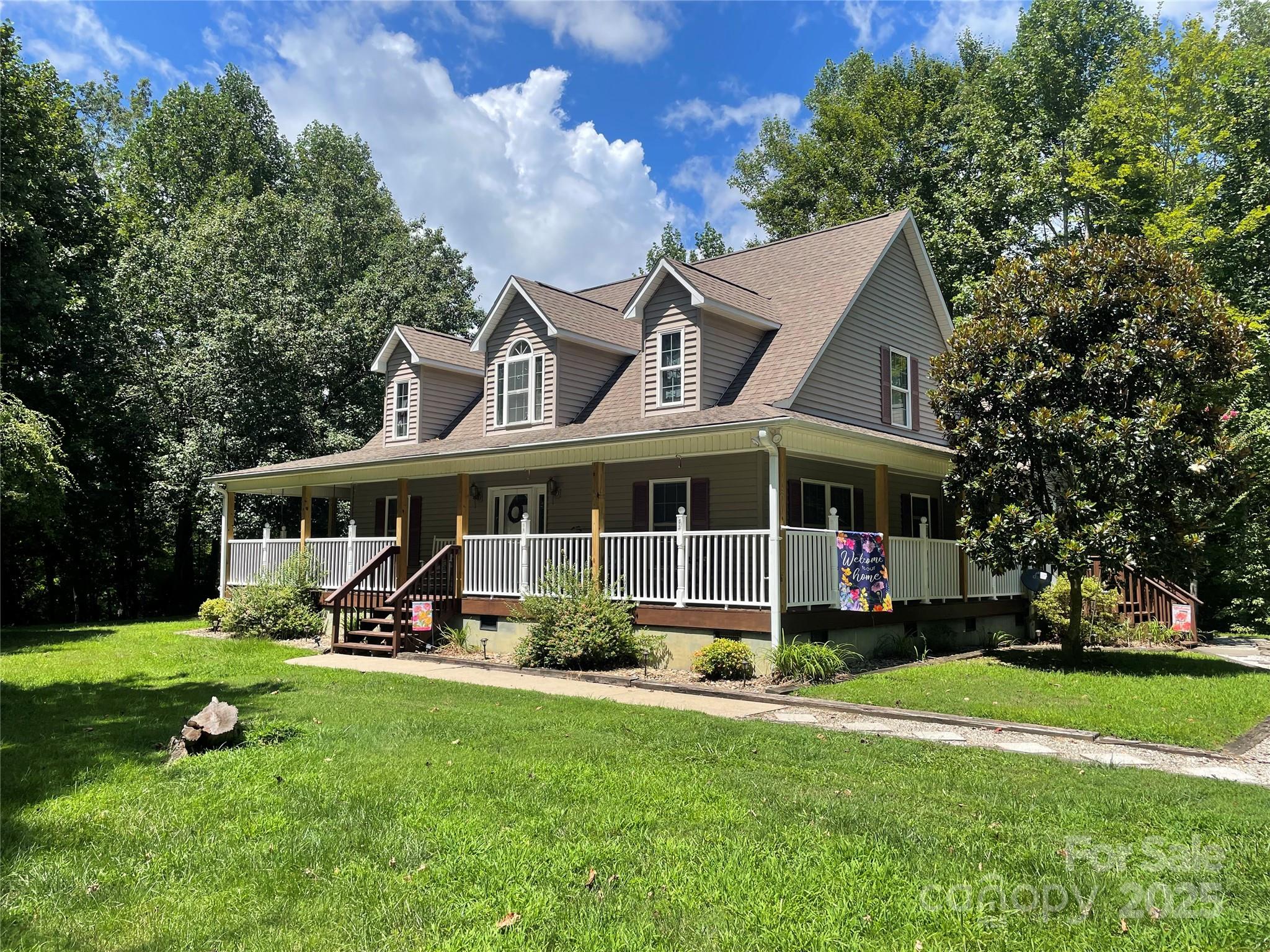 250 Holly Ridge Drive Property Photo