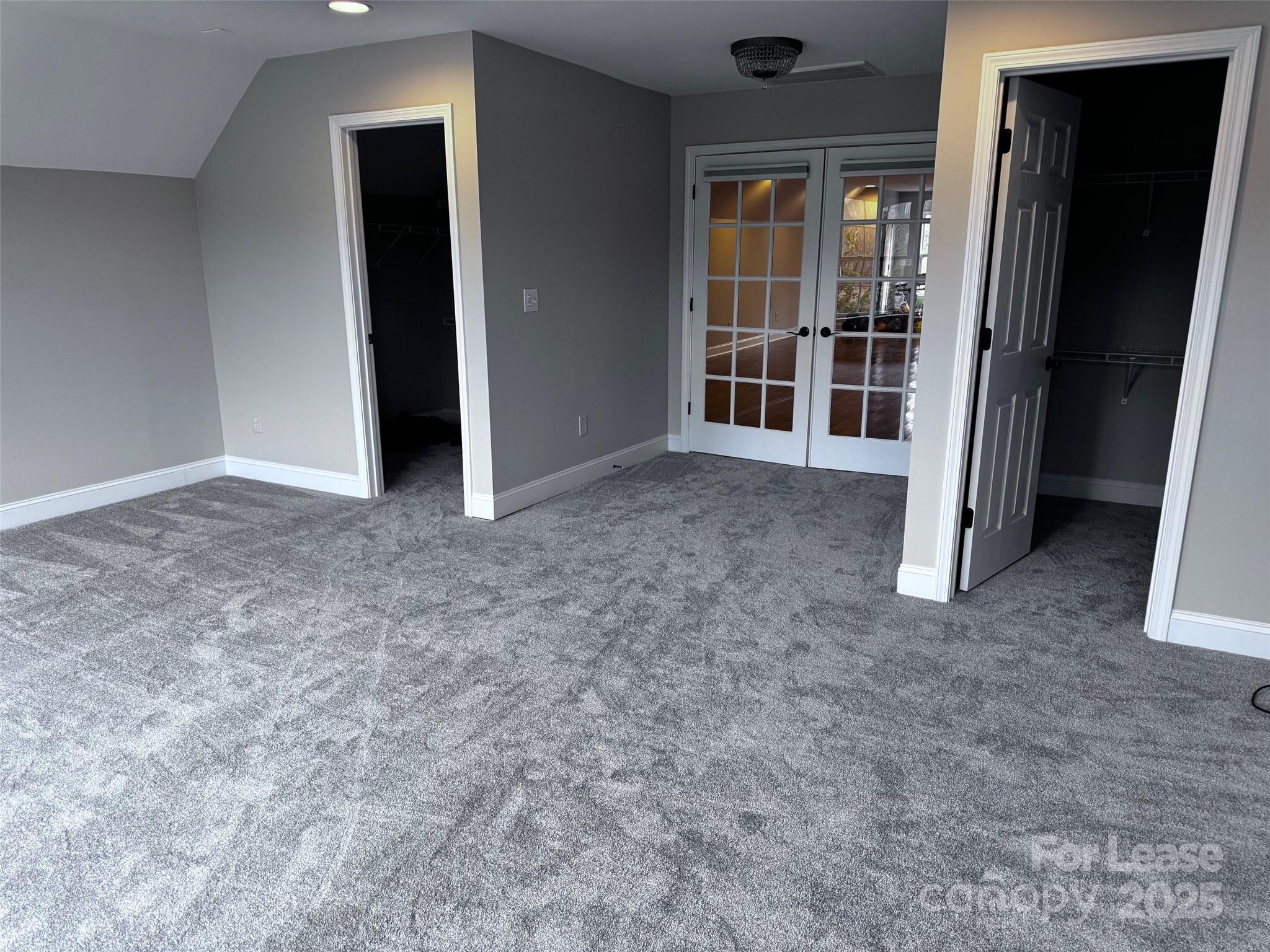5312-a Davis Road Property Photo 4