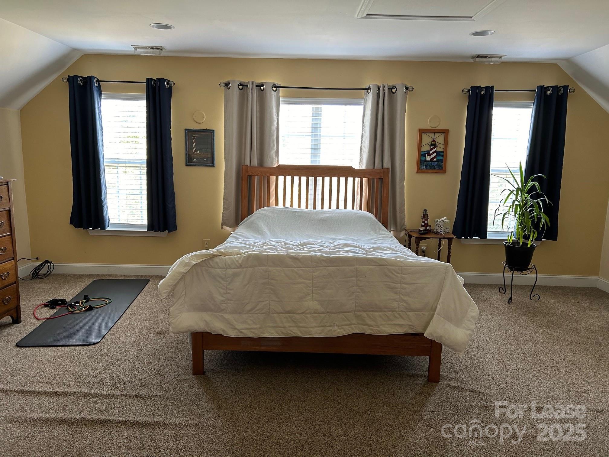 5312-a Davis Road Property Photo 5