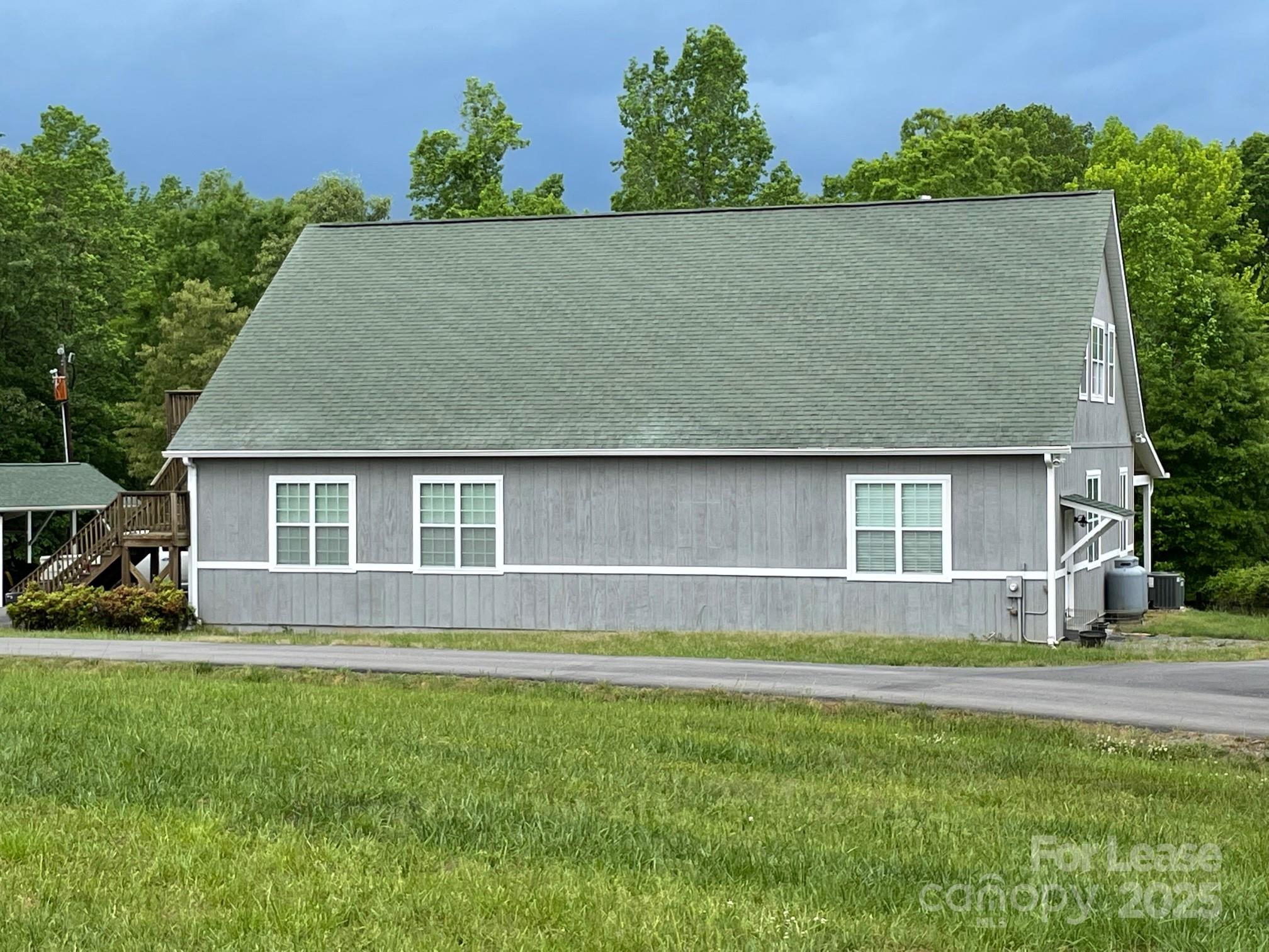 5312-a Davis Road Property Photo 9