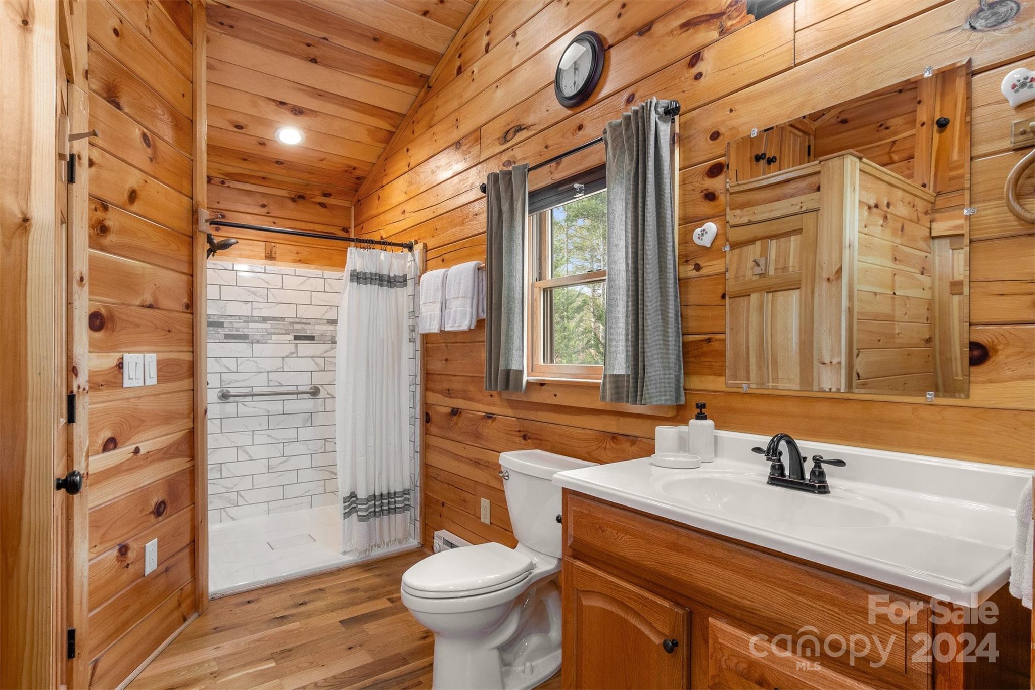 2257 Quiet Creek Lane Property Photo 15