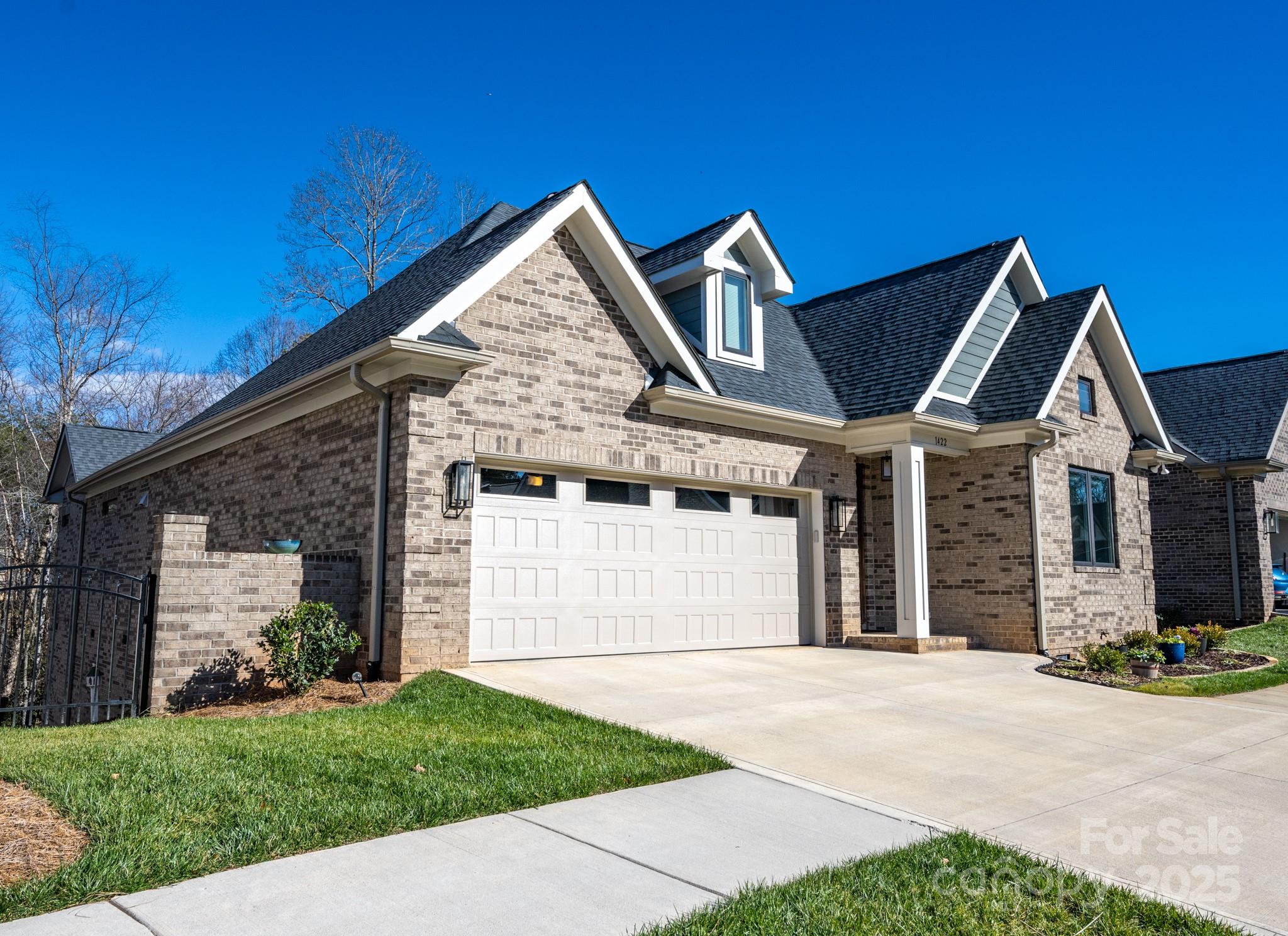 1422 Spring Ridge Lane Property Photo 1