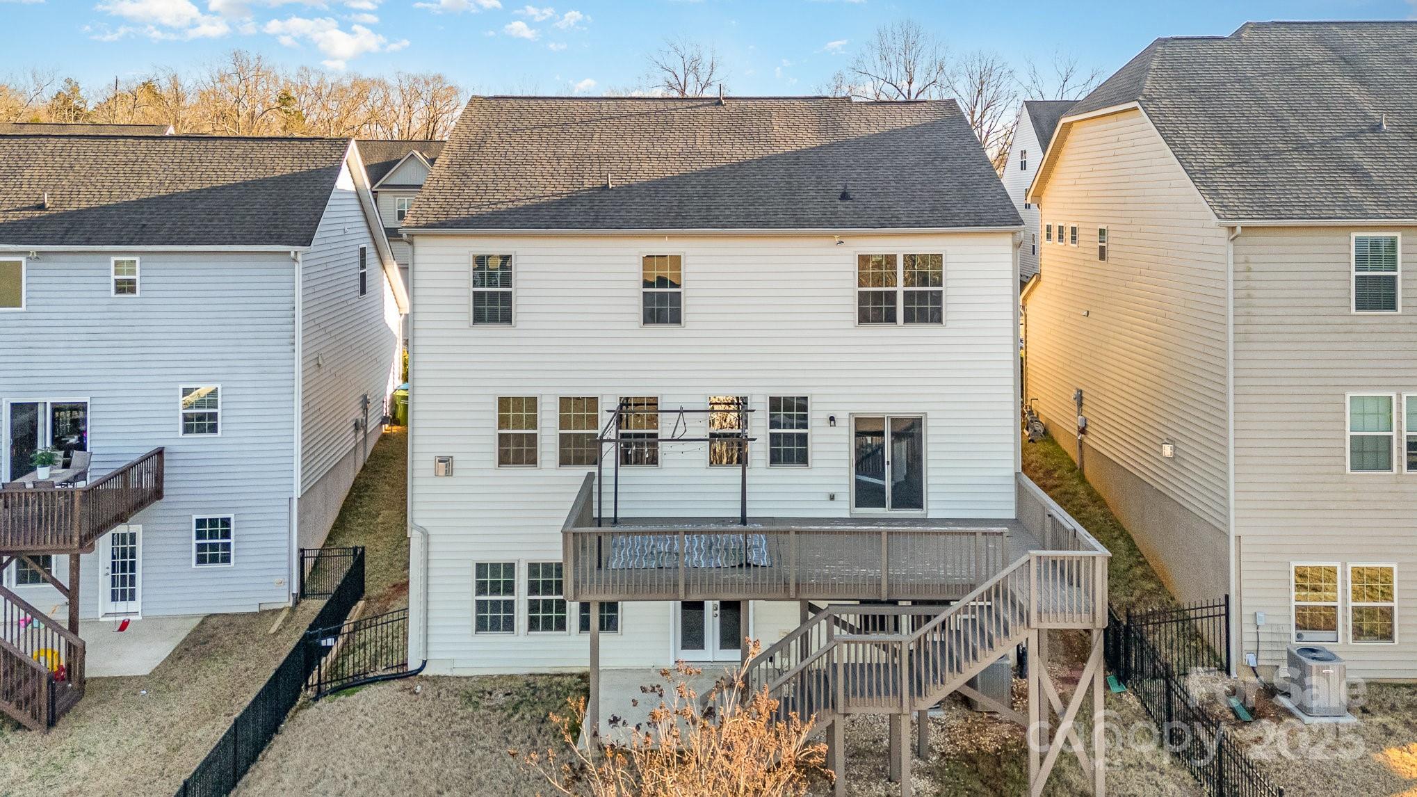 1878 Sapphire Meadow Drive Property Photo 35