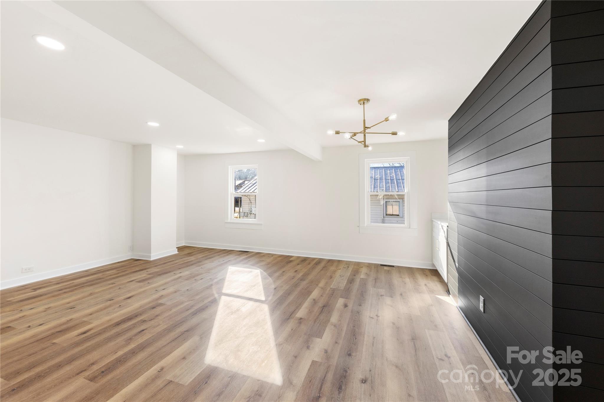 1024 8th Street Property Photo 6