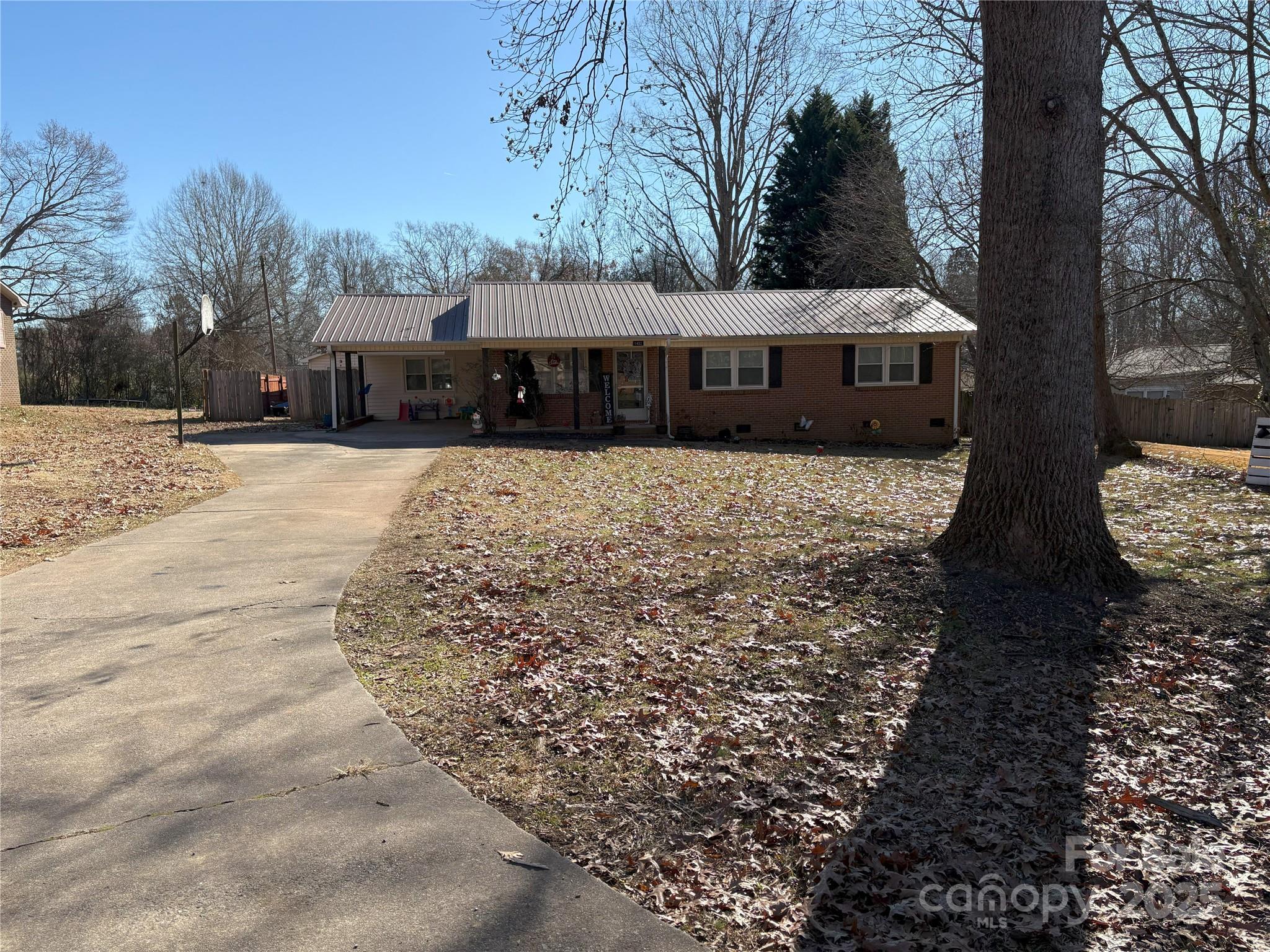 1432 Poston Drive Property Photo 2
