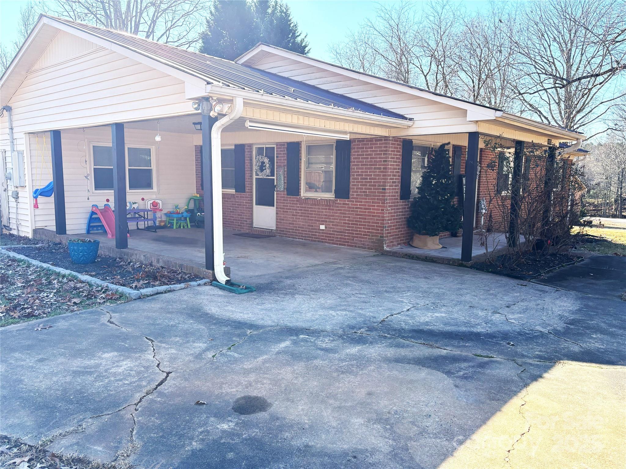 1432 Poston Drive Property Photo 4