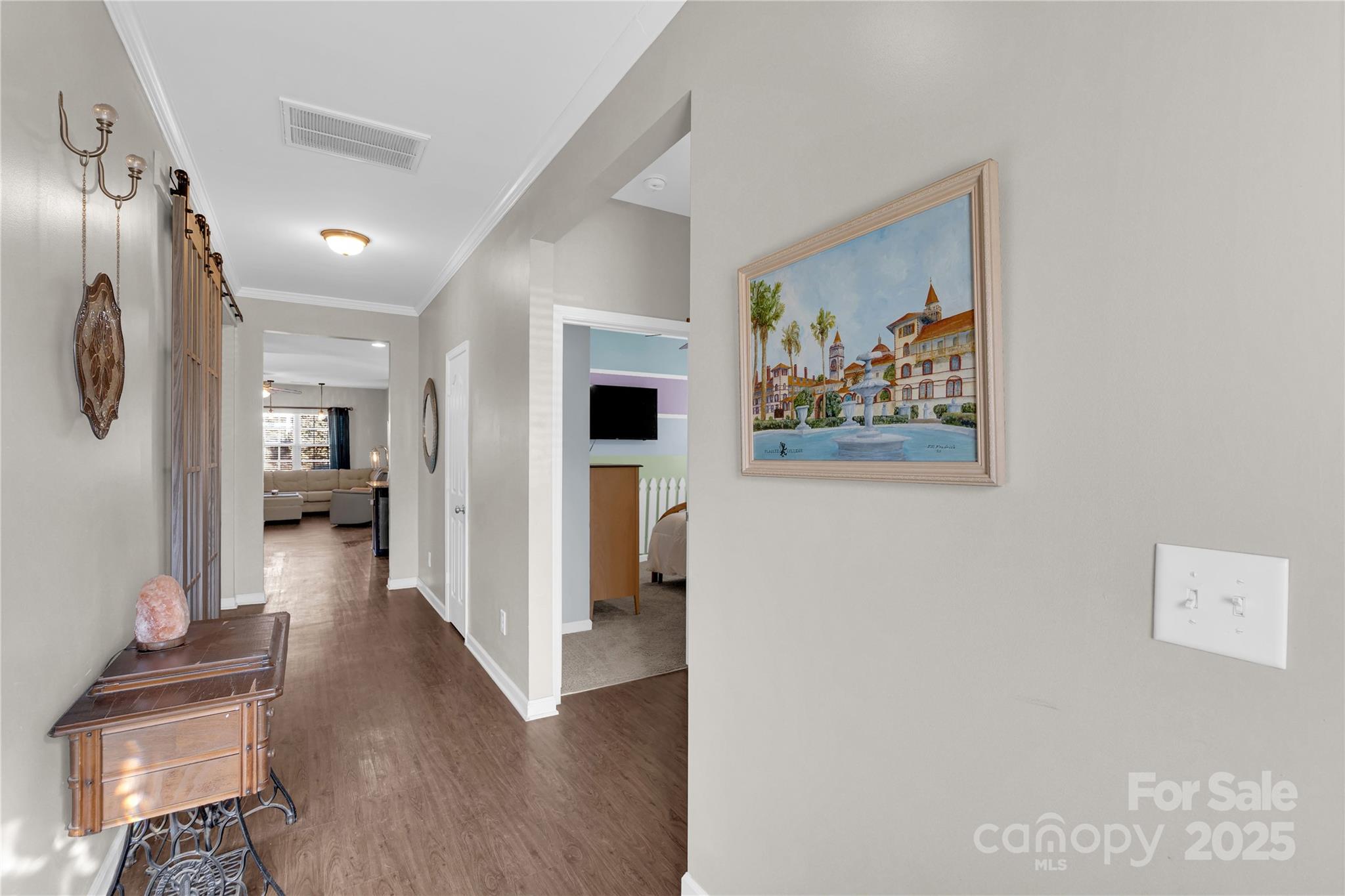 2311 Chipmunk Court Property Photo 8