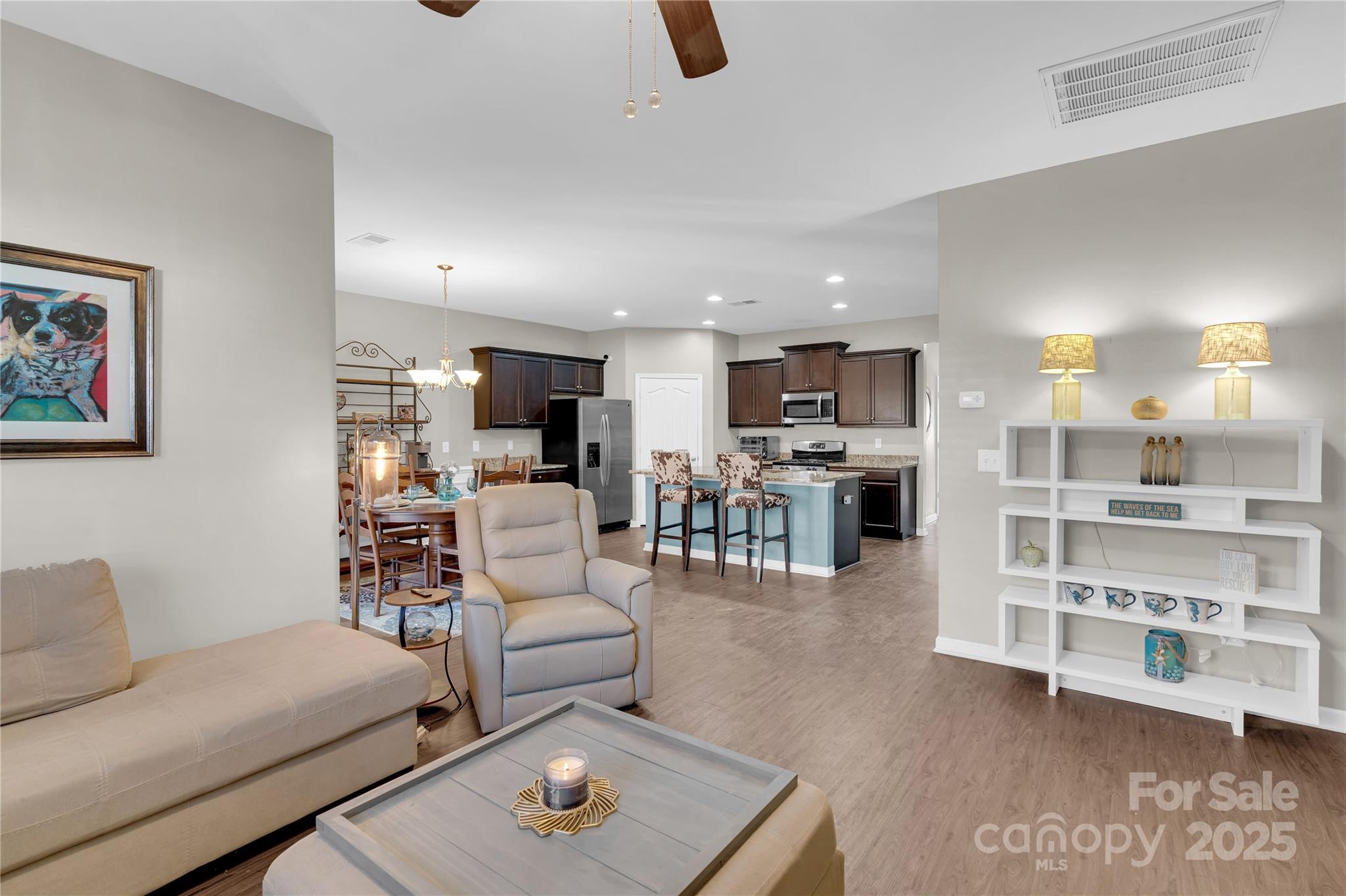 2311 Chipmunk Court Property Photo 12