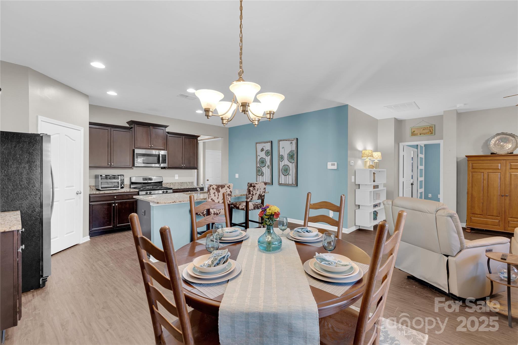 2311 Chipmunk Court Property Photo 19