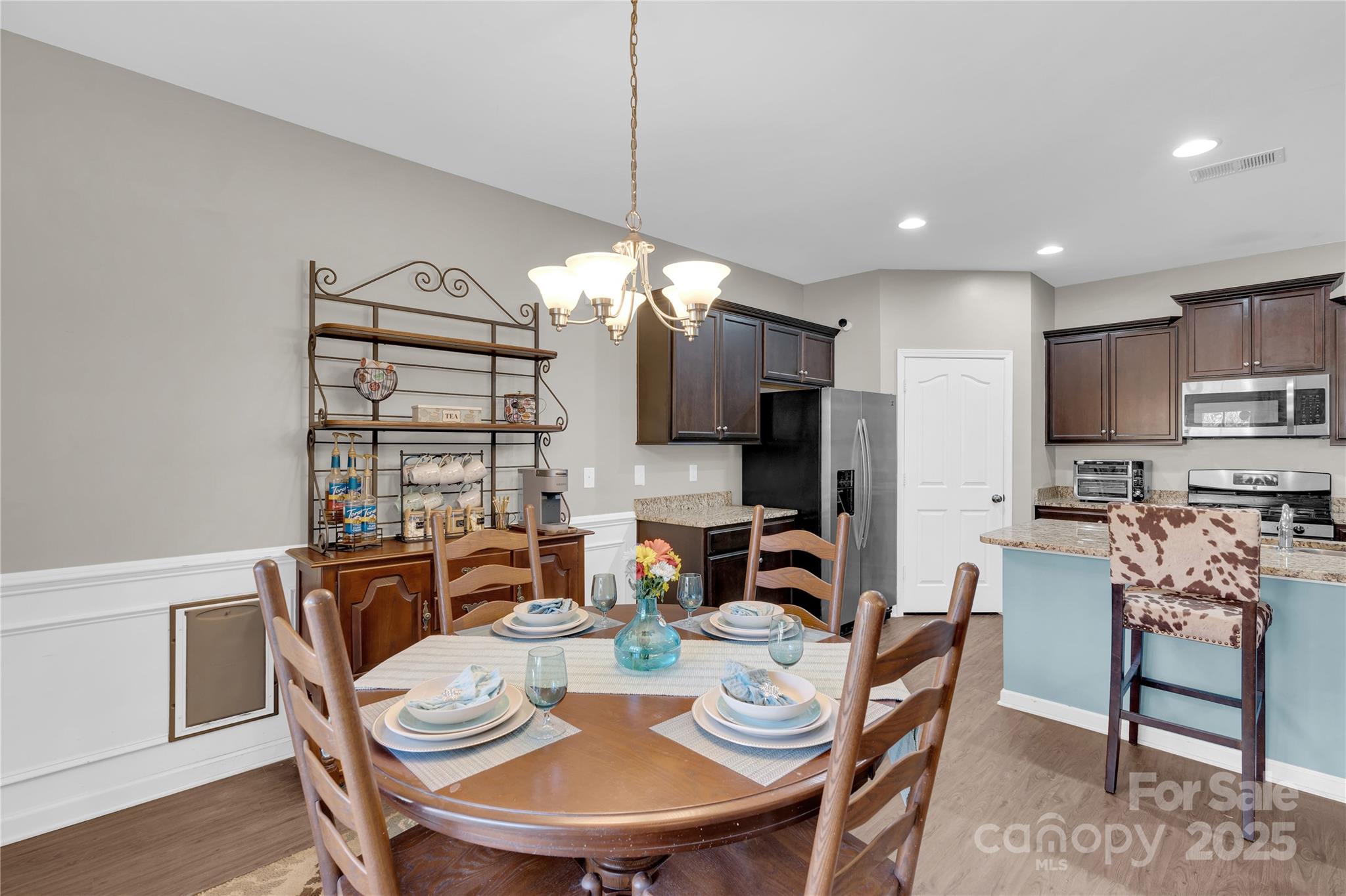 2311 Chipmunk Court Property Photo 20