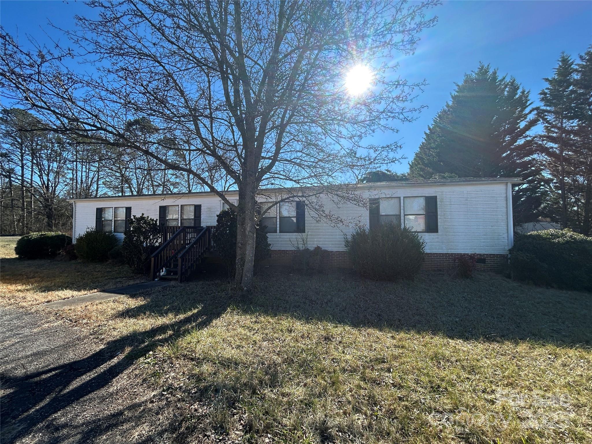 4859 Thistle Court Property Photo
