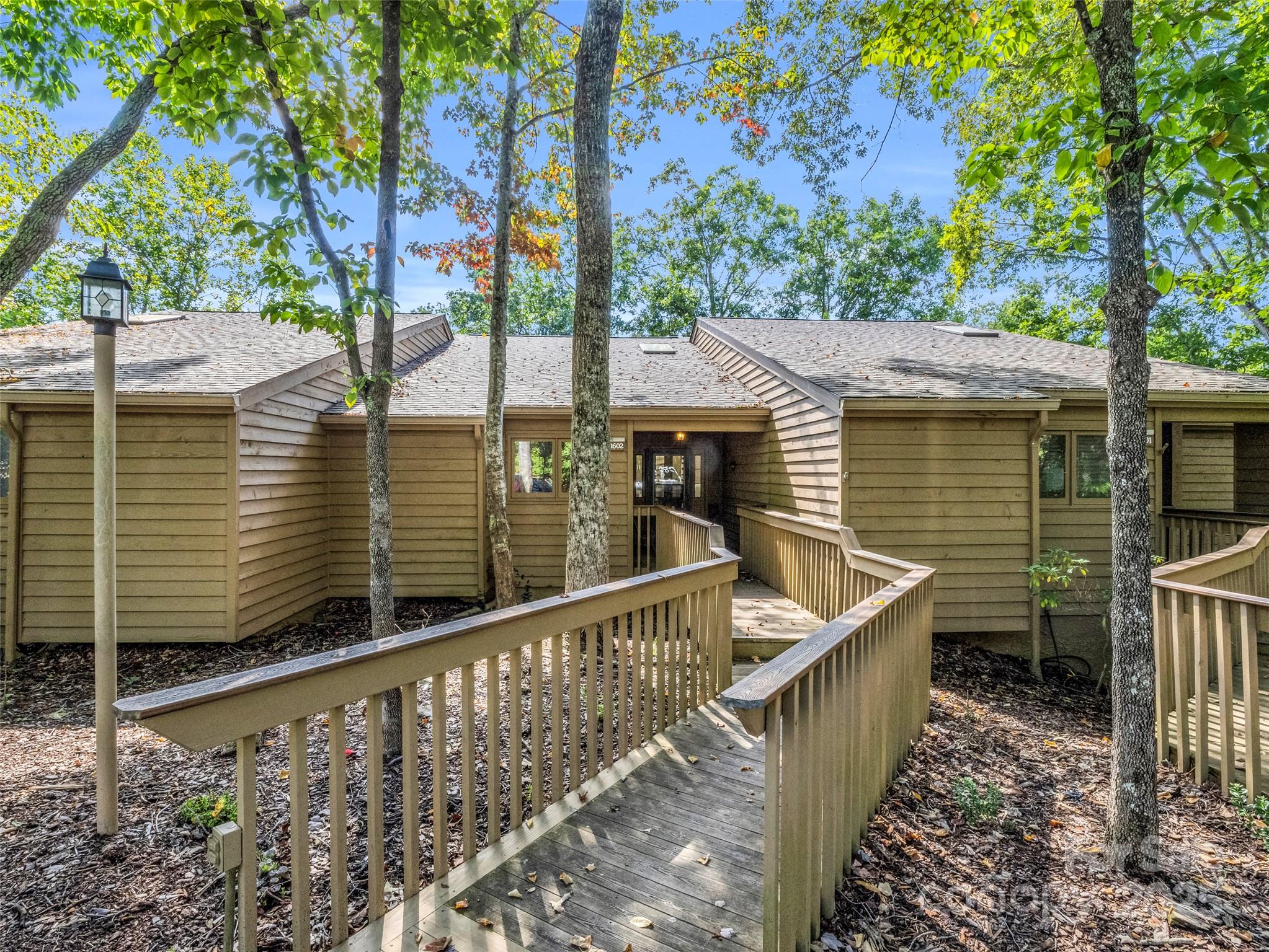 155 Quail Cove Road 1602 Property Photo 2