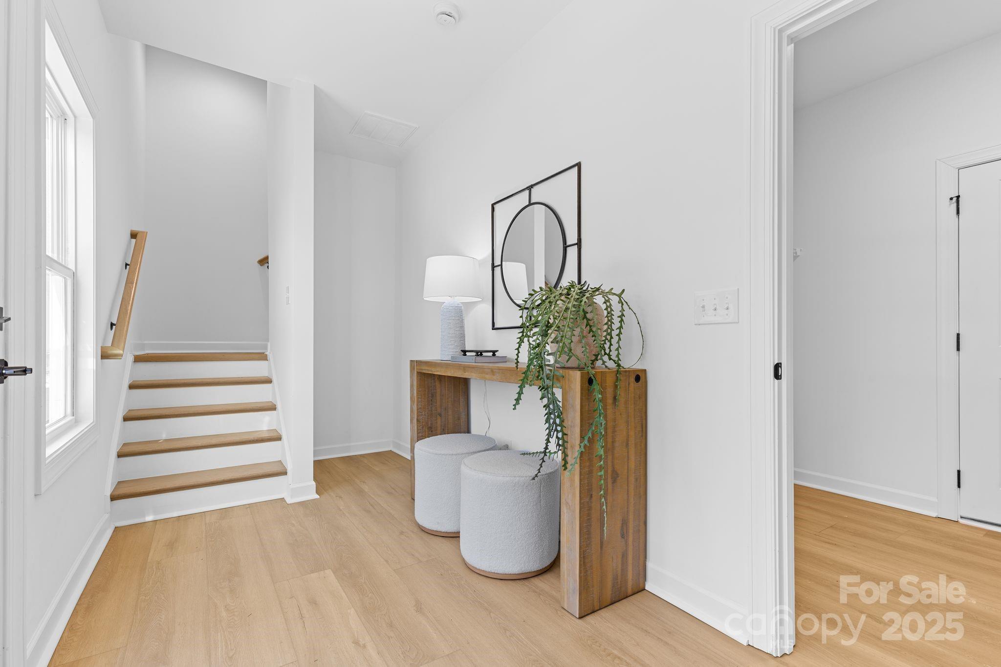 3713 Lou Ann Avenue Property Photo 2