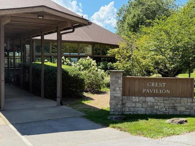 49 Ben Lippen School Road 2/ph1a Property Photo 6