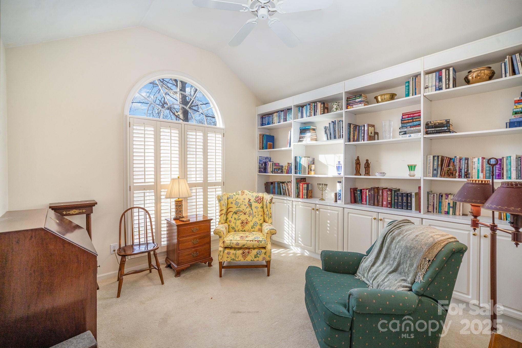 5550 Monticello Drive Property Photo 17