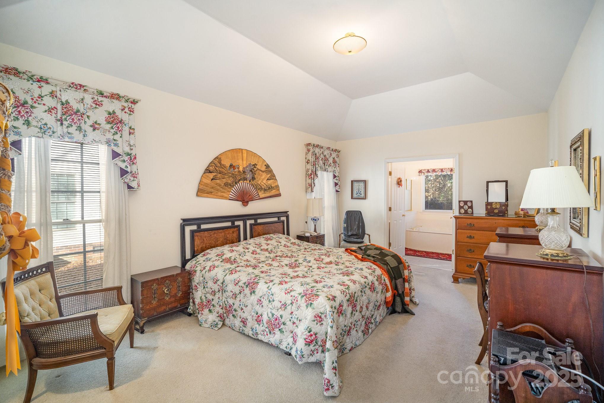 5550 Monticello Drive Property Photo 18