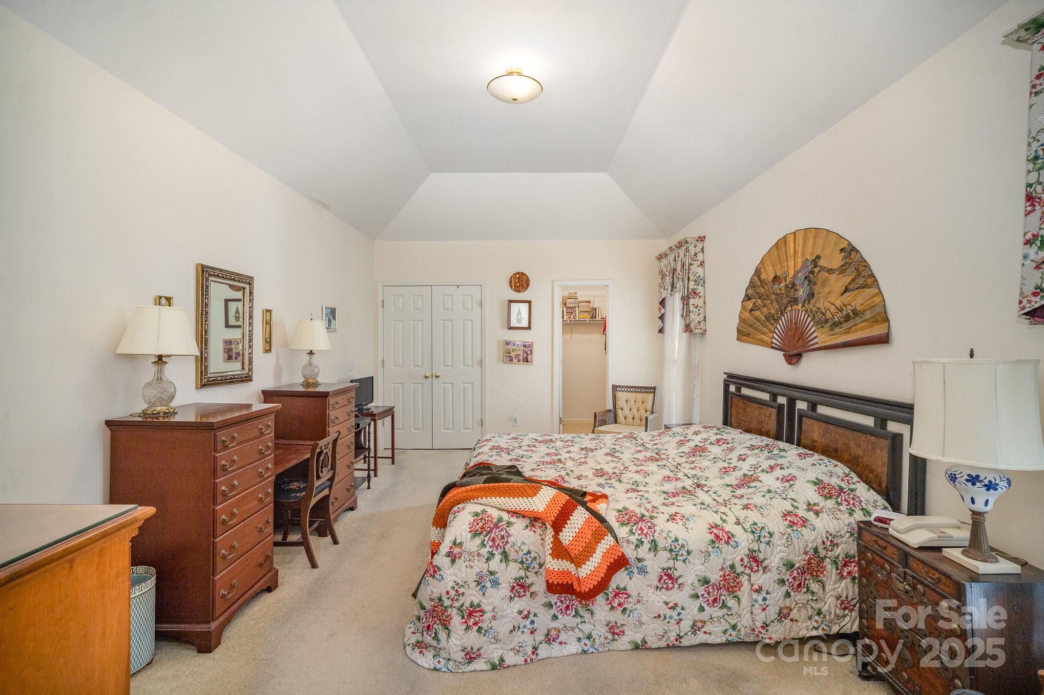 5550 Monticello Drive Property Photo 20