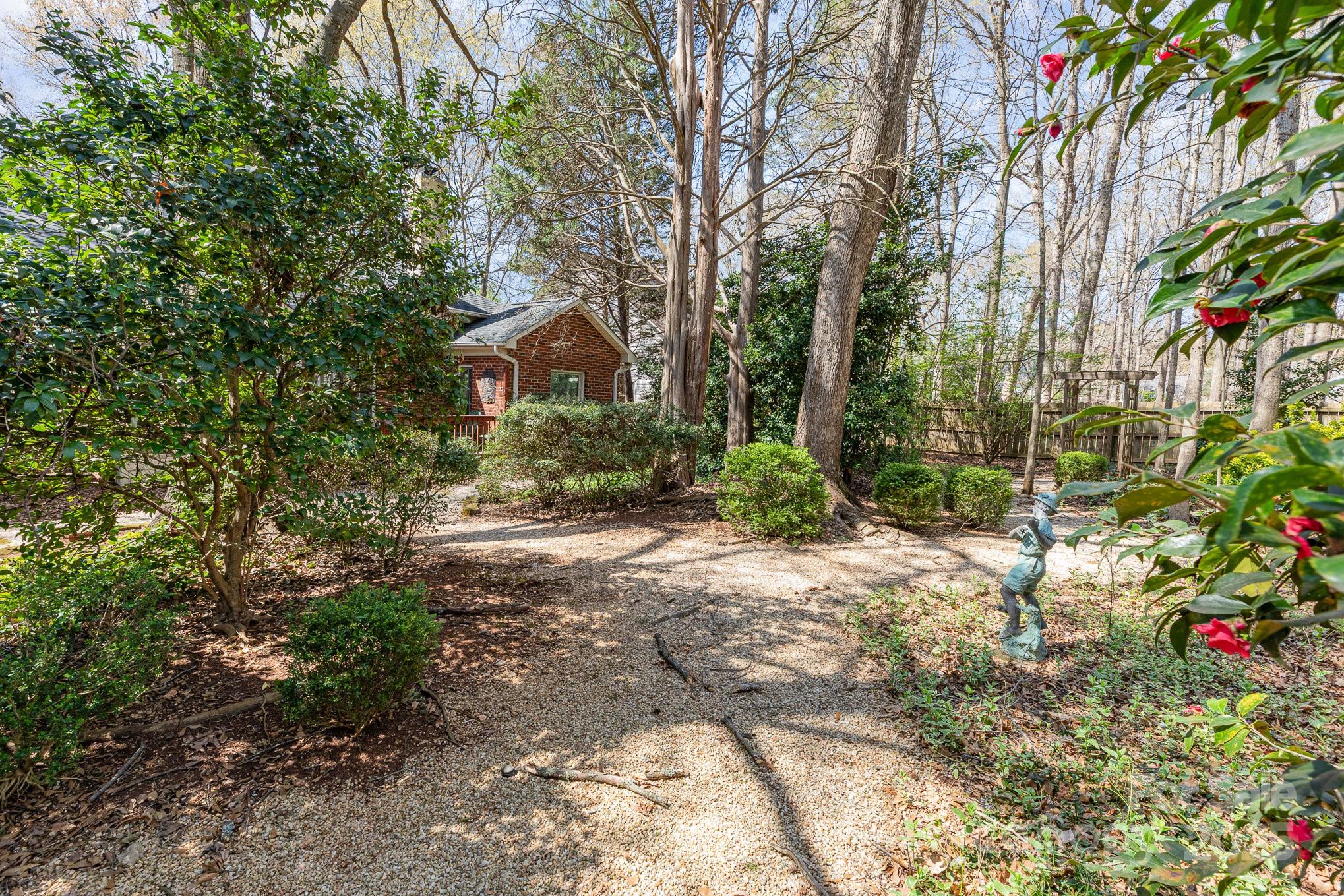 5550 Monticello Drive Property Photo 30