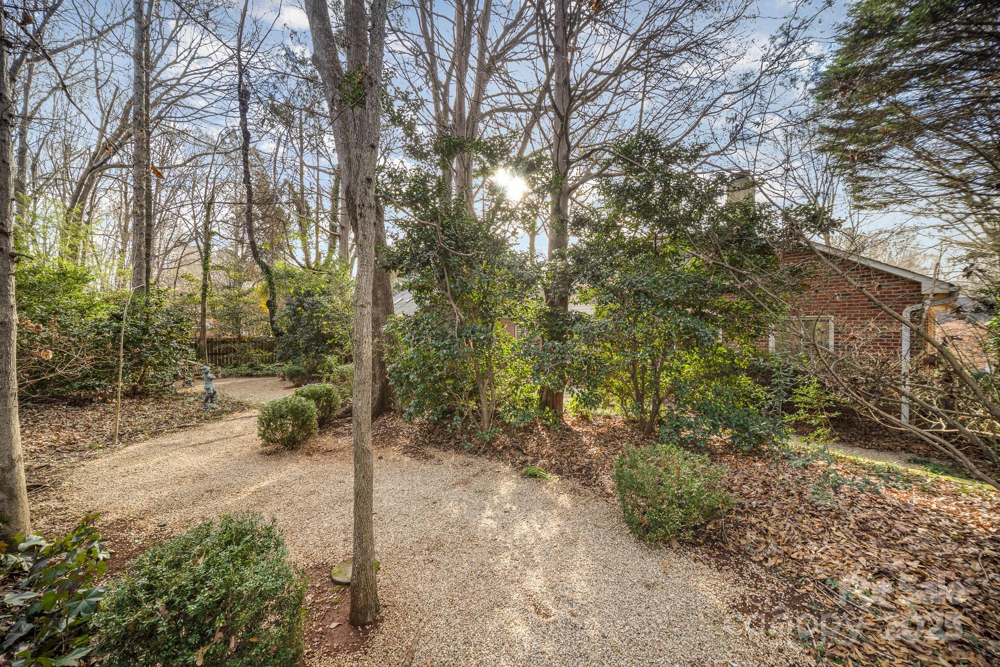5550 Monticello Drive Property Photo 33