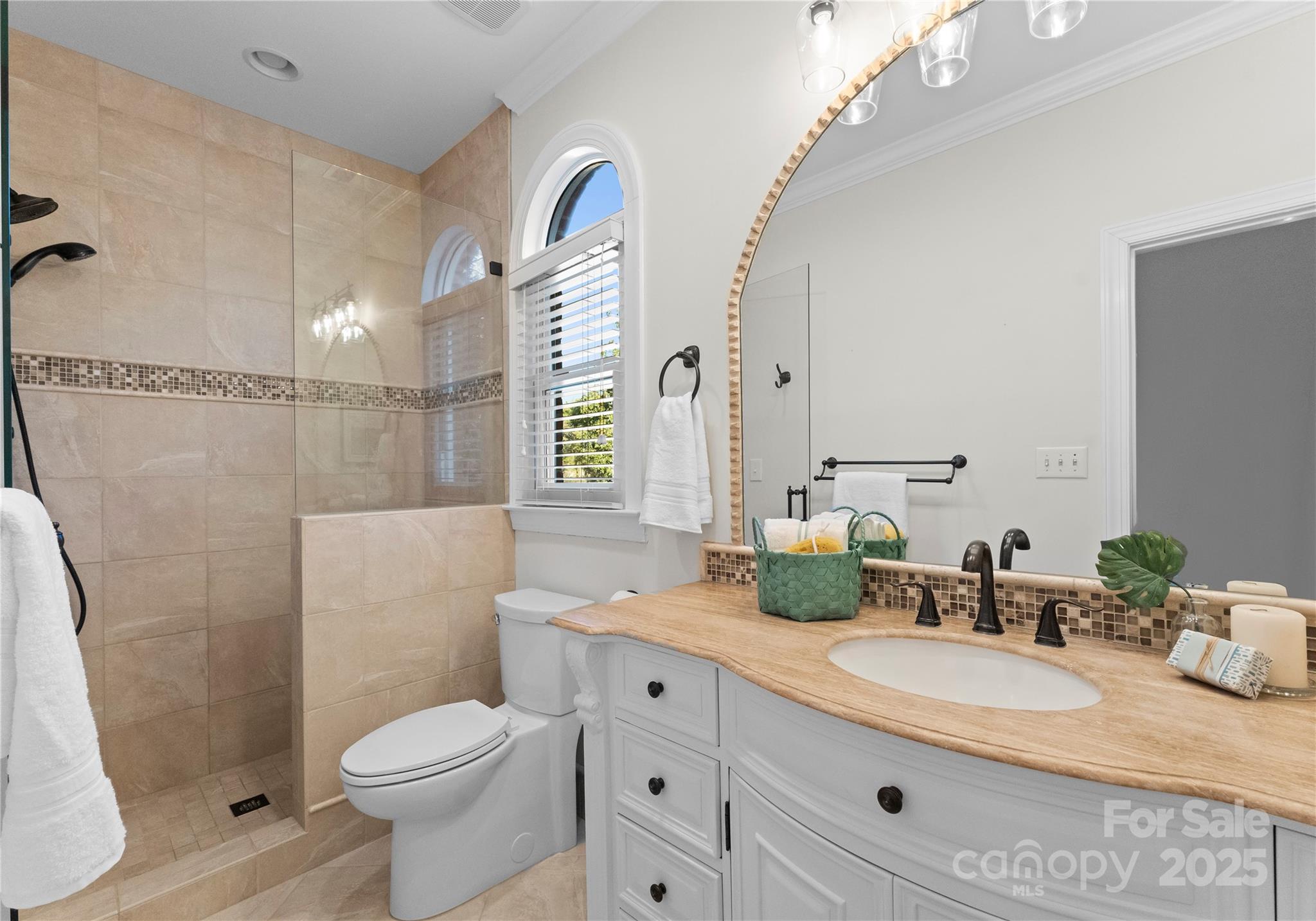5401 Sunningdale Drive Property Photo 19
