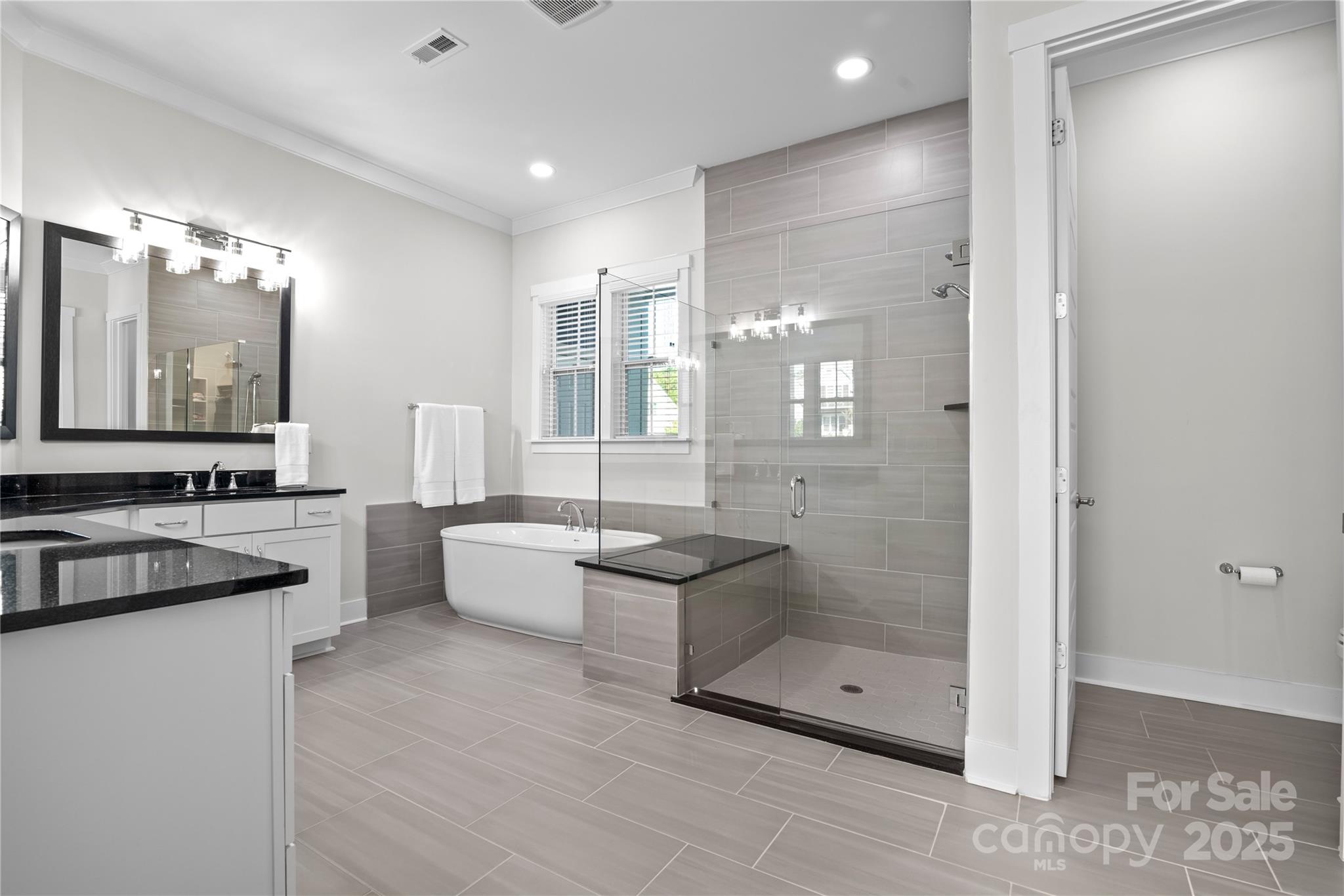 11112 Benjamin Smith Avenue Property Photo 18