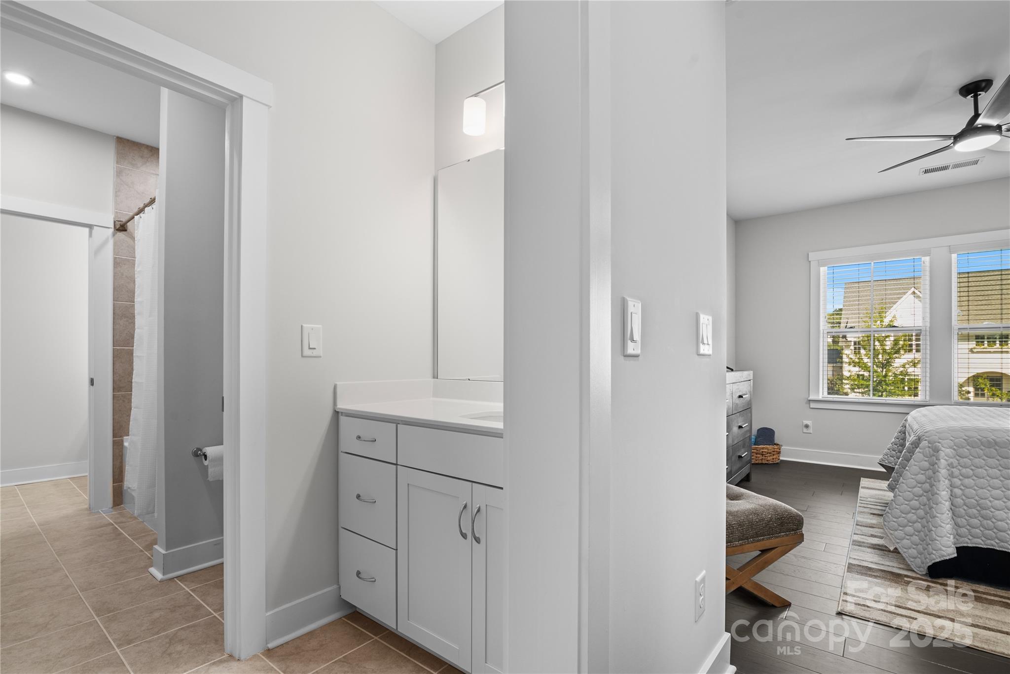 11112 Benjamin Smith Avenue Property Photo 27