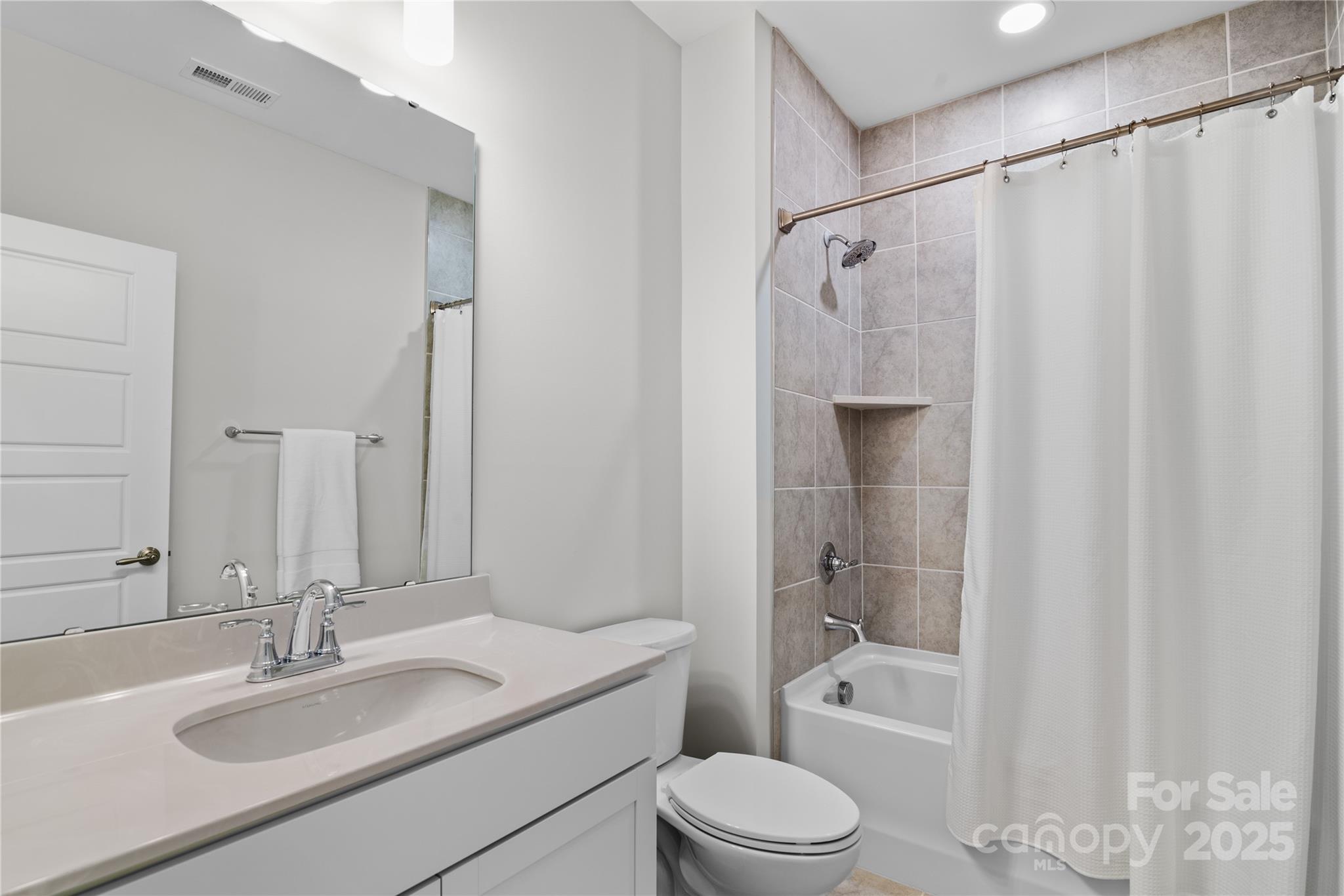 11112 Benjamin Smith Avenue Property Photo 29