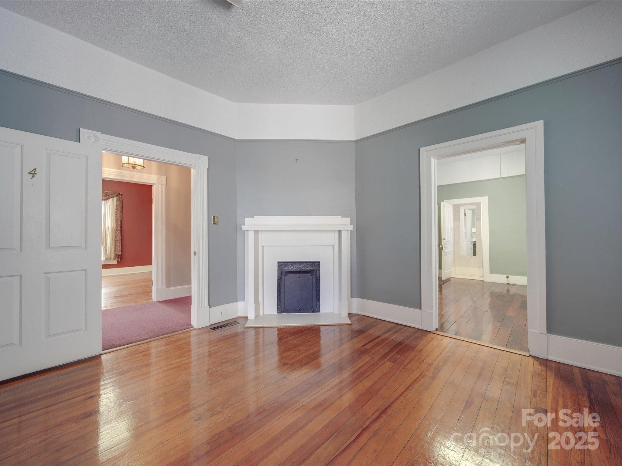 233 Davie Avenue Property Photo 26