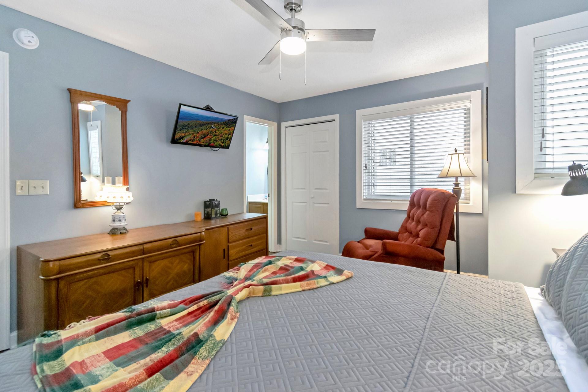 301 Pinnacle Inn Road 4313 Property Photo 18