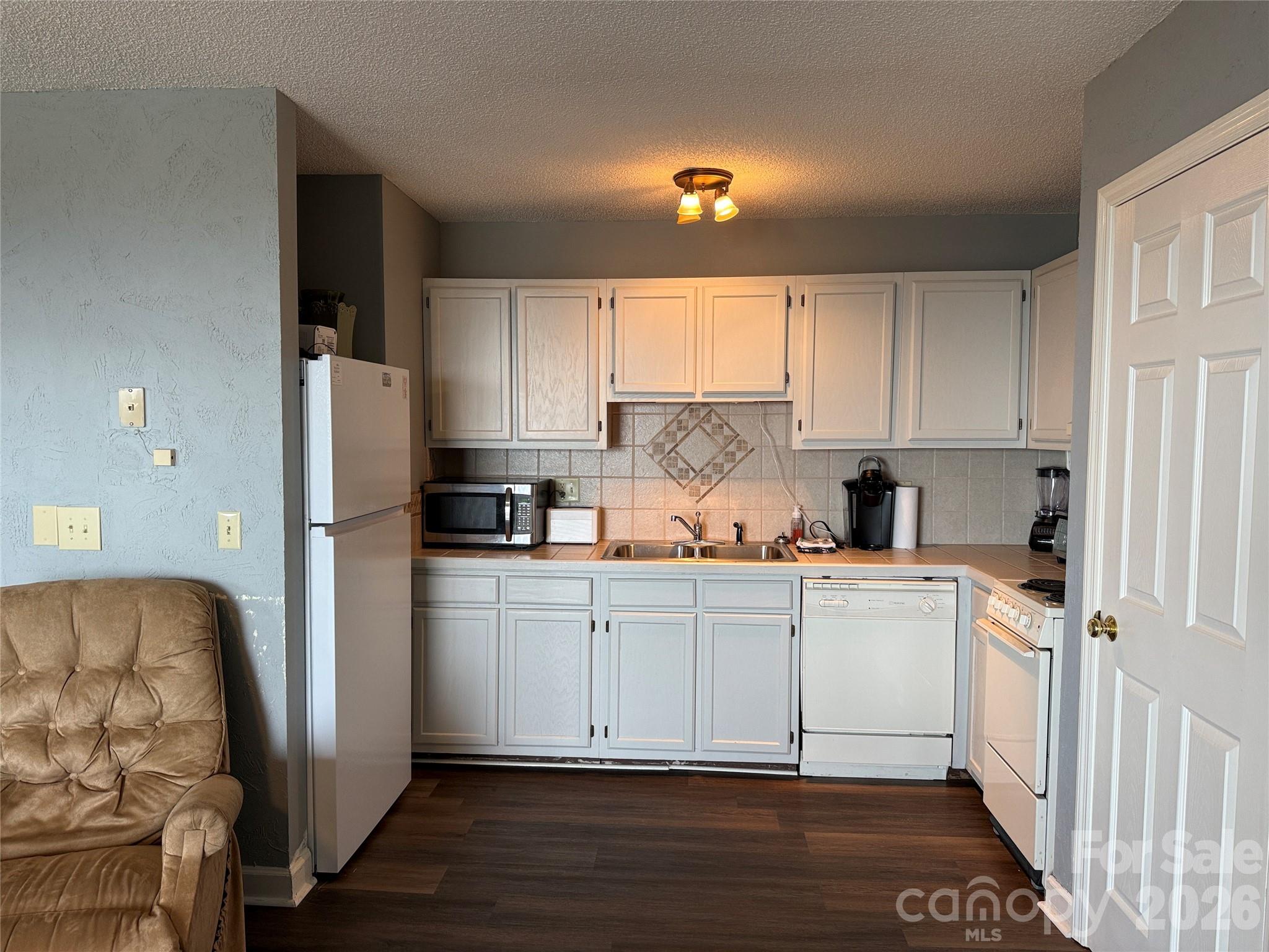 301 Pinnacle Inn Road 4313 Property Photo 20
