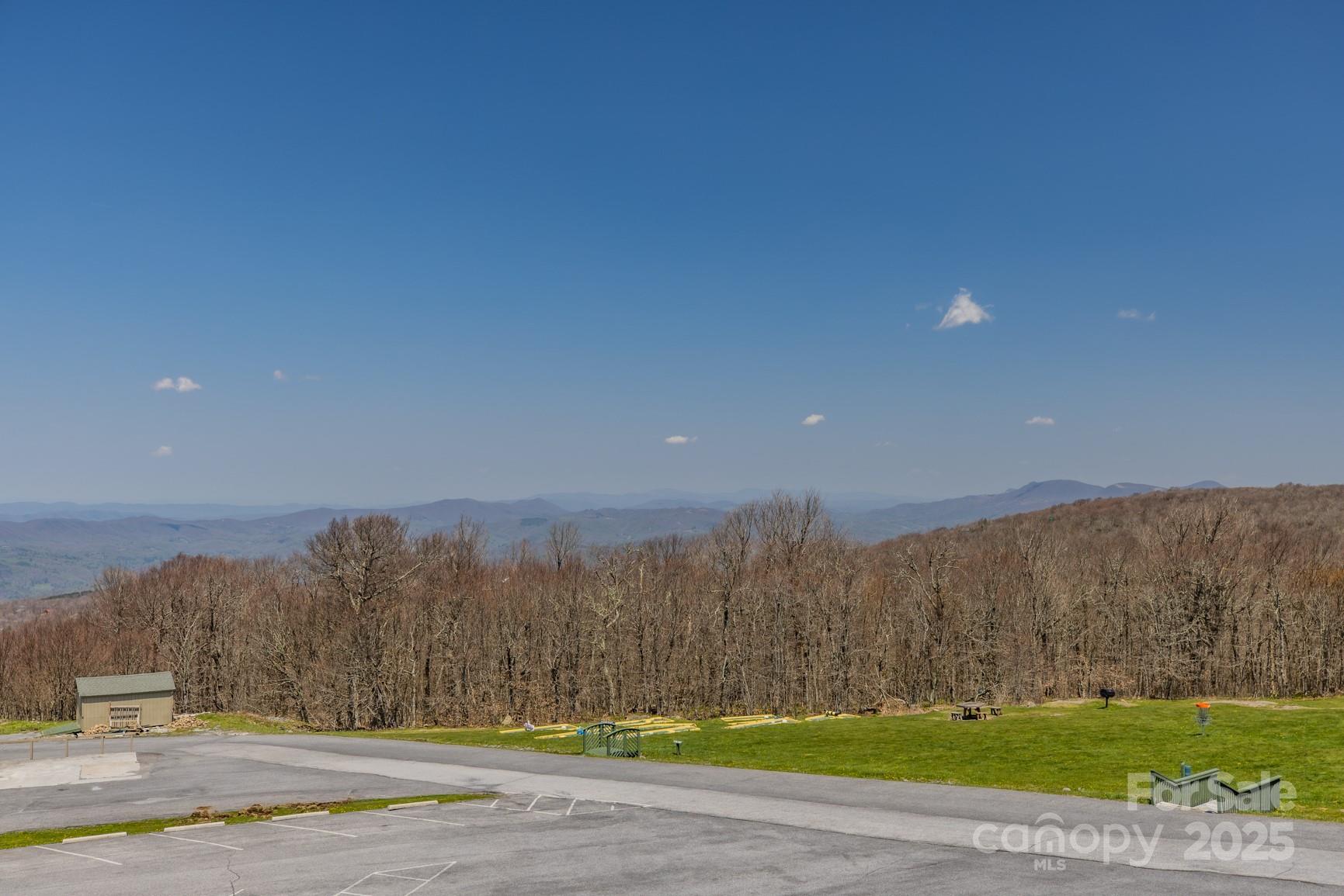 301 Pinnacle Inn Road 4313 Property Photo 23